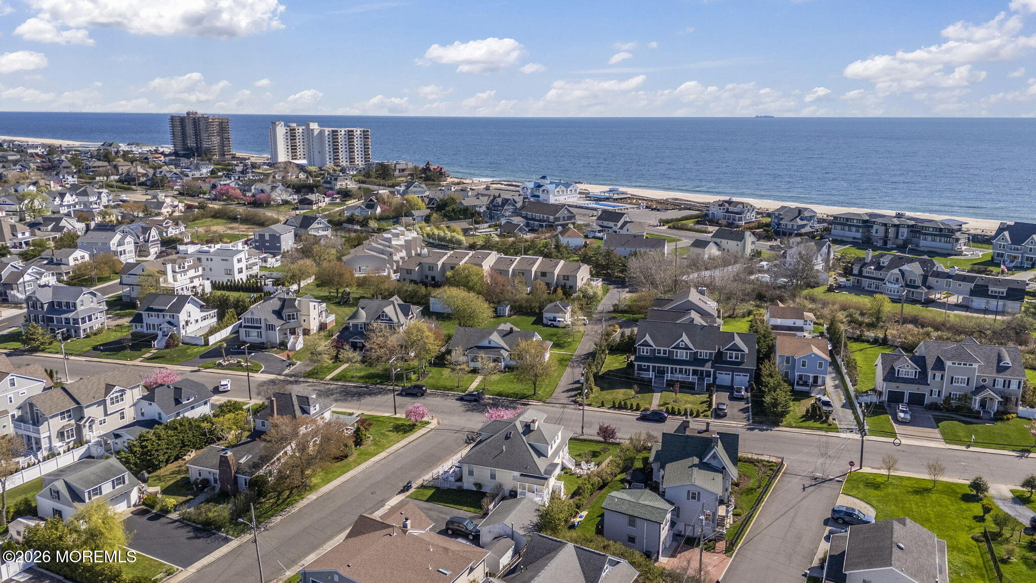 Monmouth Beach, New Jersey, 07750, United States, 4 Bedrooms Bedrooms, ,2 BathroomsBathrooms,Residential,Active,2041576
