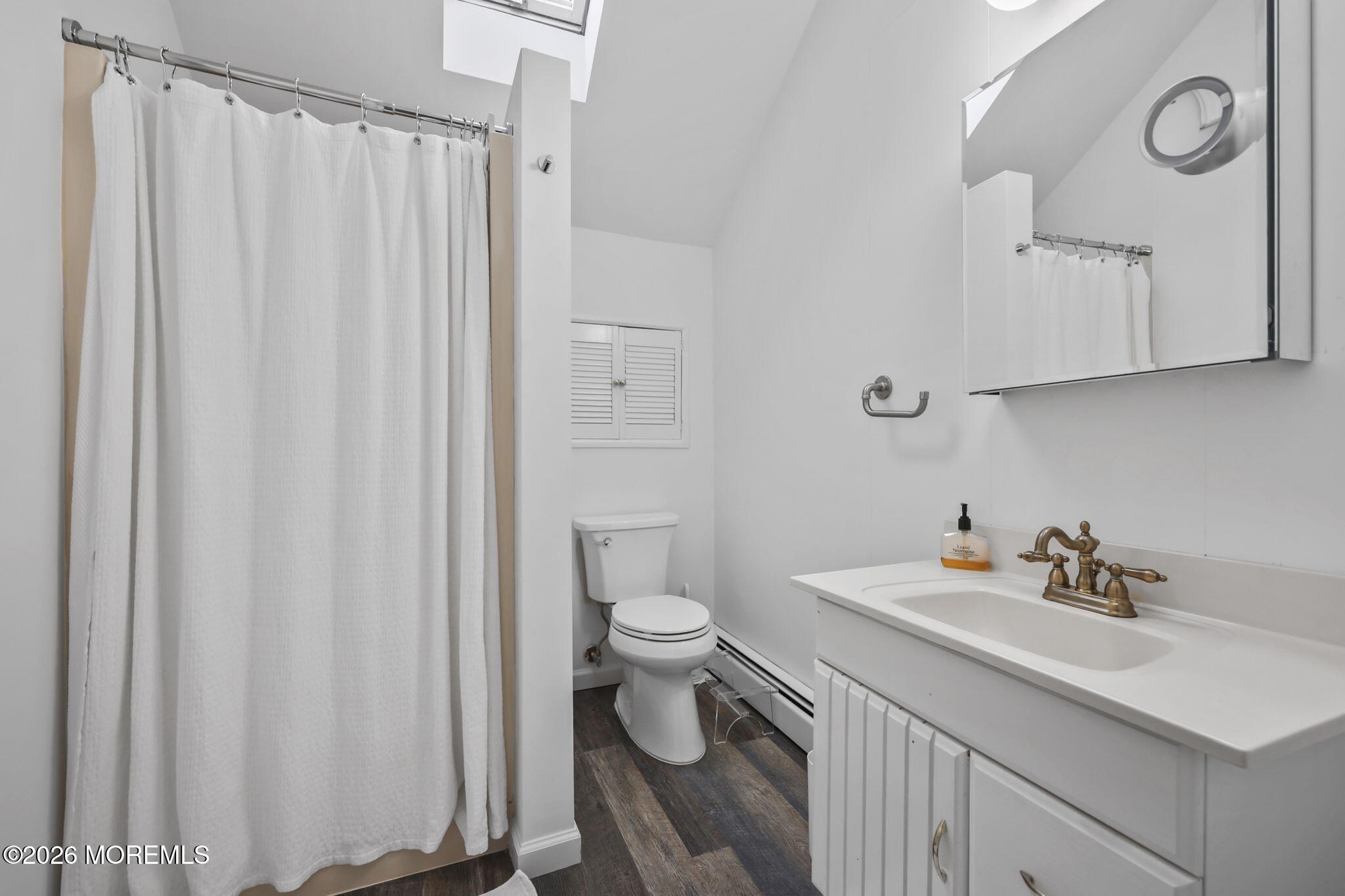 Monmouth Beach, New Jersey, 07750, United States, 4 Bedrooms Bedrooms, ,2 BathroomsBathrooms,Residential,Active,2041576