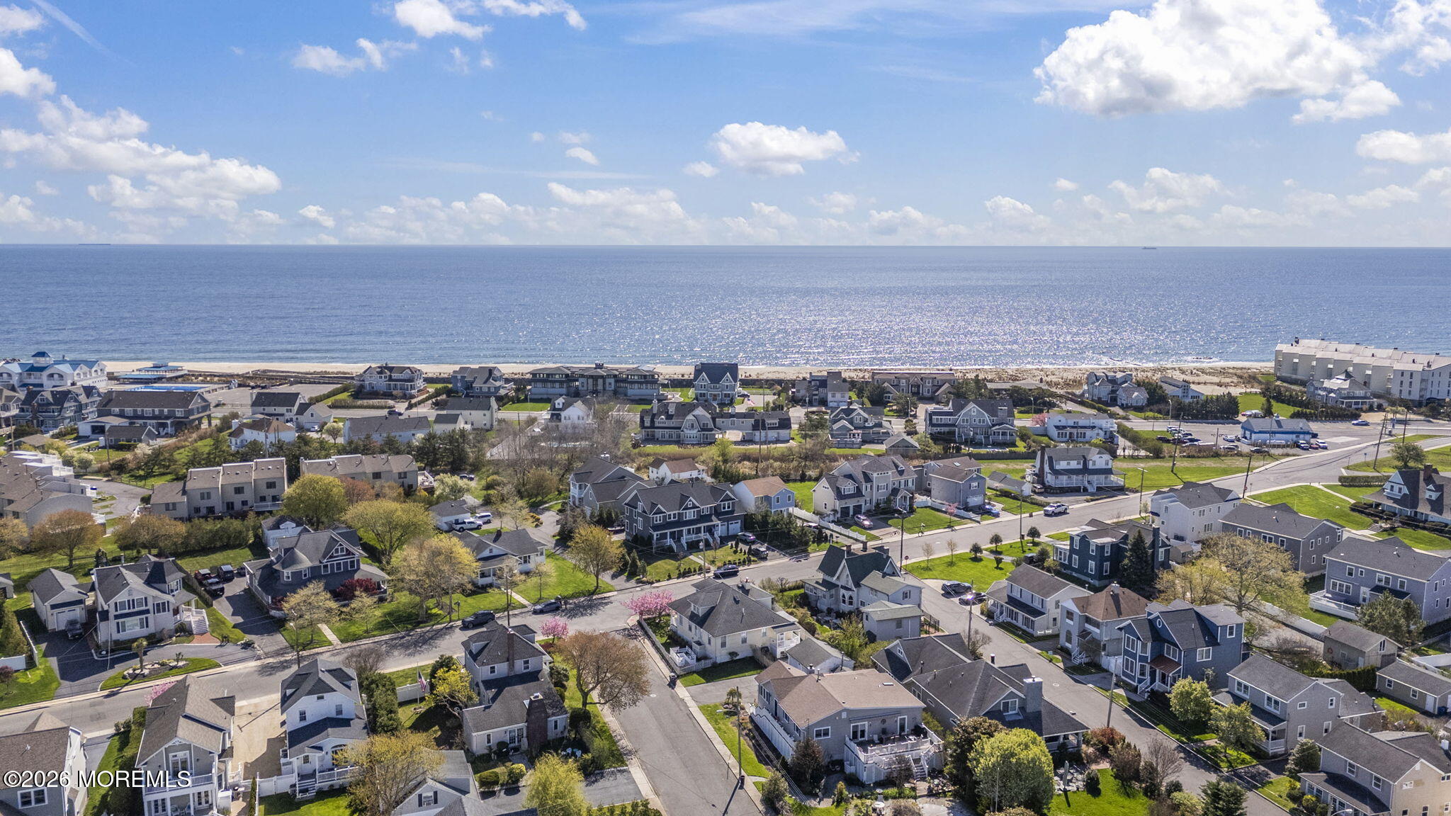 Monmouth Beach, New Jersey, 07750, United States, 4 Bedrooms Bedrooms, ,2 BathroomsBathrooms,Residential,Active,2041576