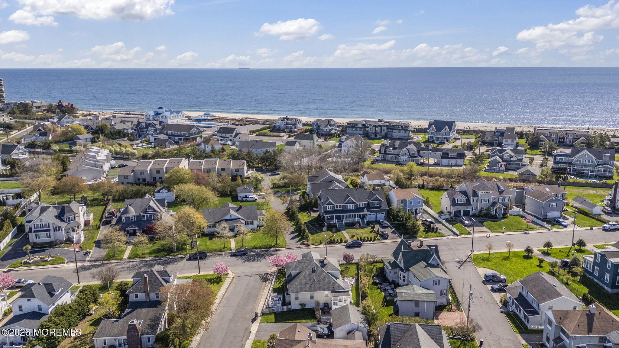 Monmouth Beach, New Jersey, 07750, United States, 4 Bedrooms Bedrooms, ,2 BathroomsBathrooms,Residential,Active,2041576