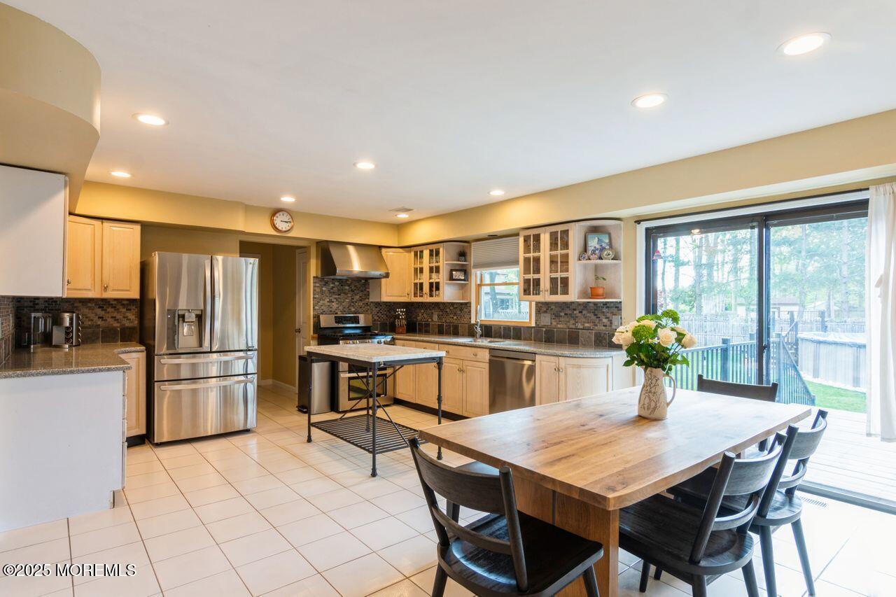 3 Alexander Road, East Brunswick, New Jersey image 10