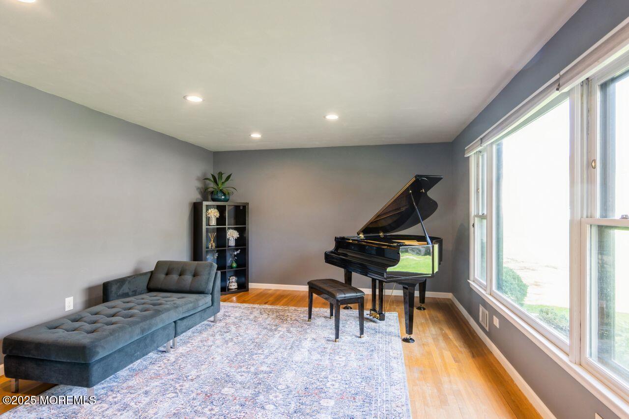 3 Alexander Road, East Brunswick, New Jersey image 5