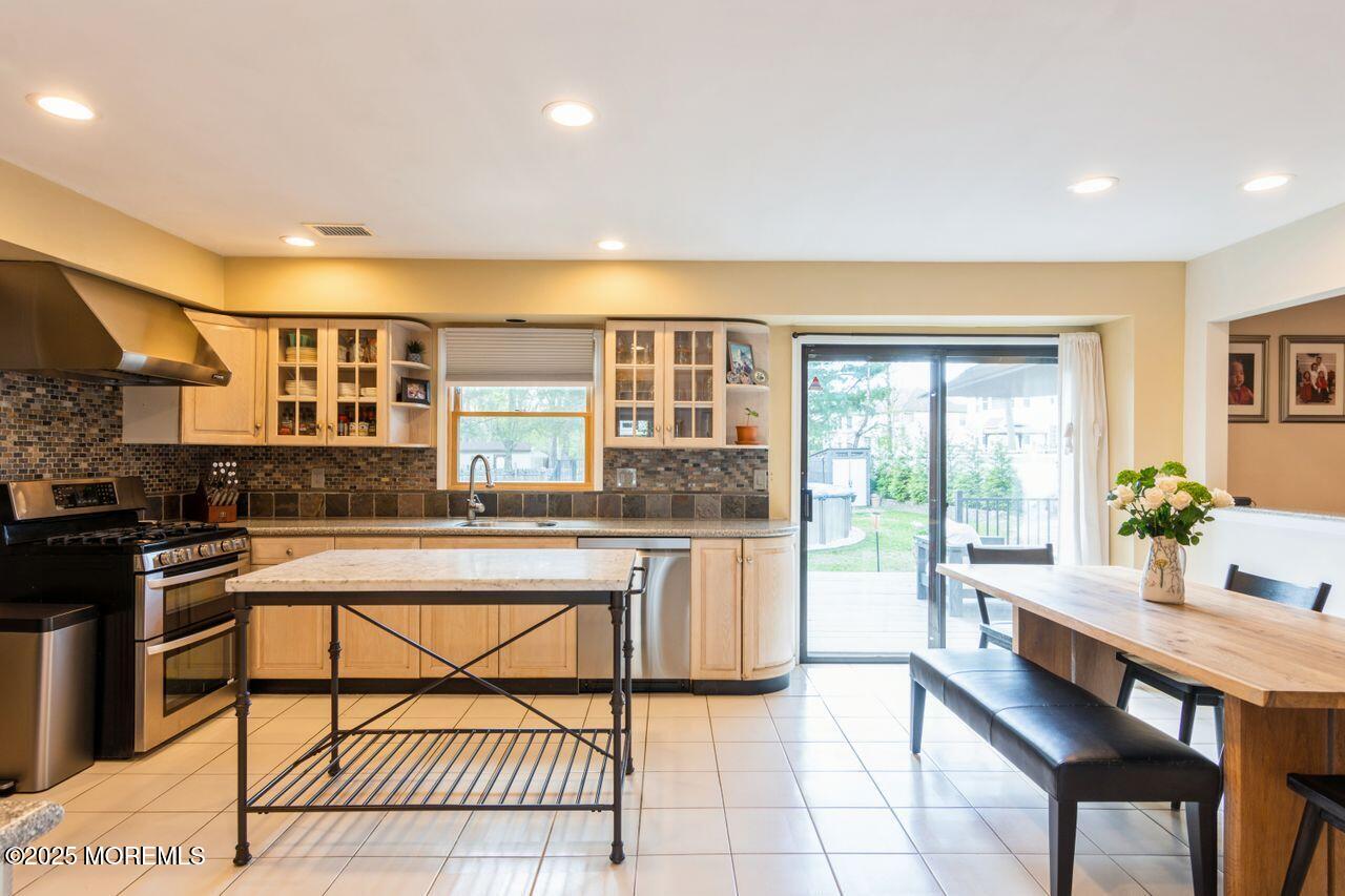 3 Alexander Road, East Brunswick, New Jersey image 12