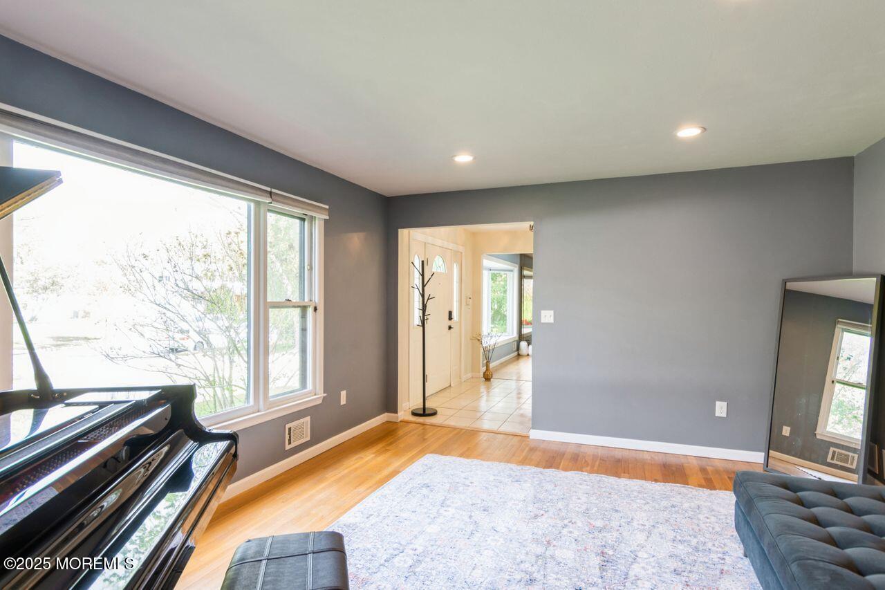 3 Alexander Road, East Brunswick, New Jersey image 6