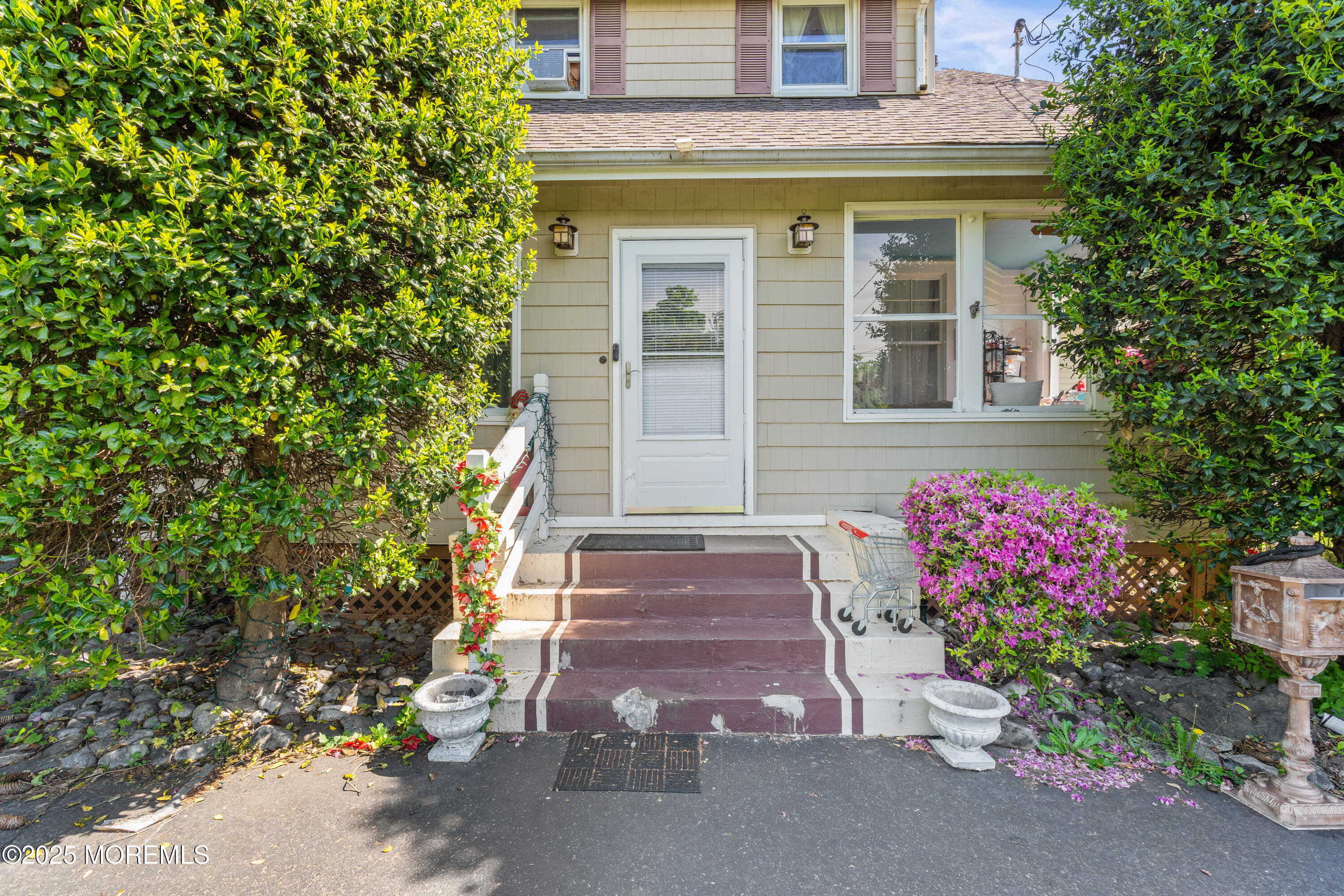 329 Hollywood Avenue, Long Branch, New Jersey image 3