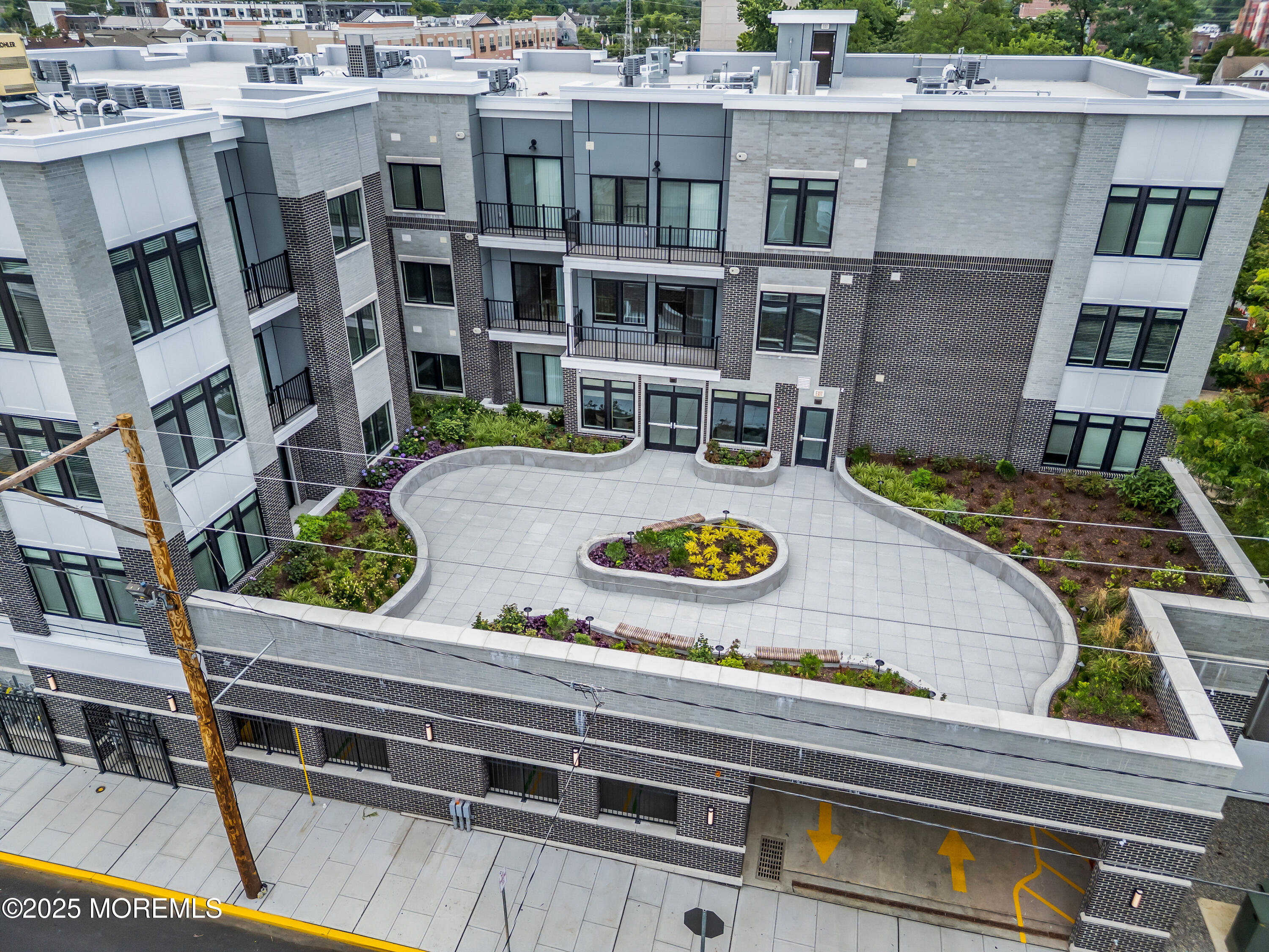 120 Monmouth Street MAE-104