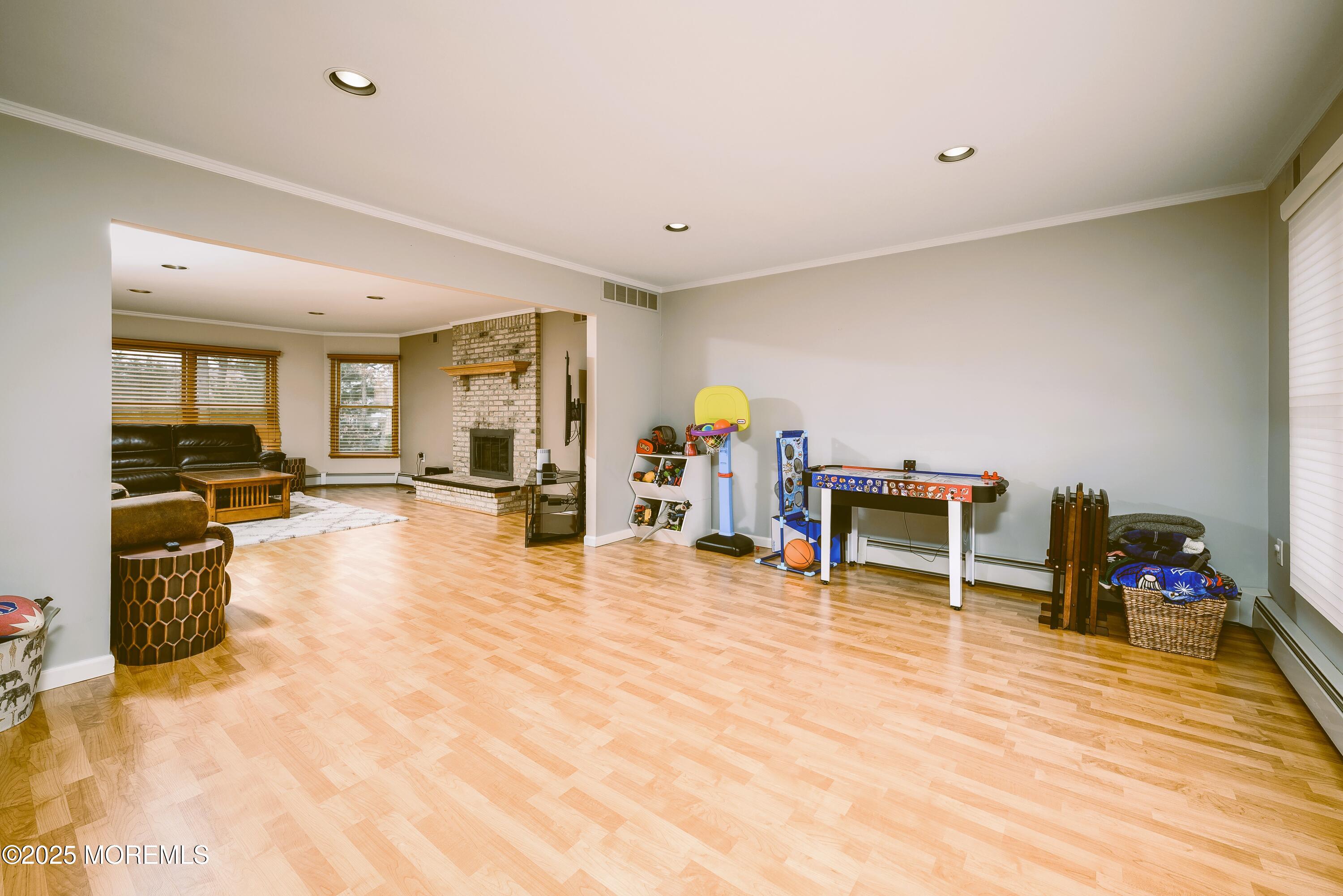 3 Country Oaks Drive, Manalapan, New Jersey image 9