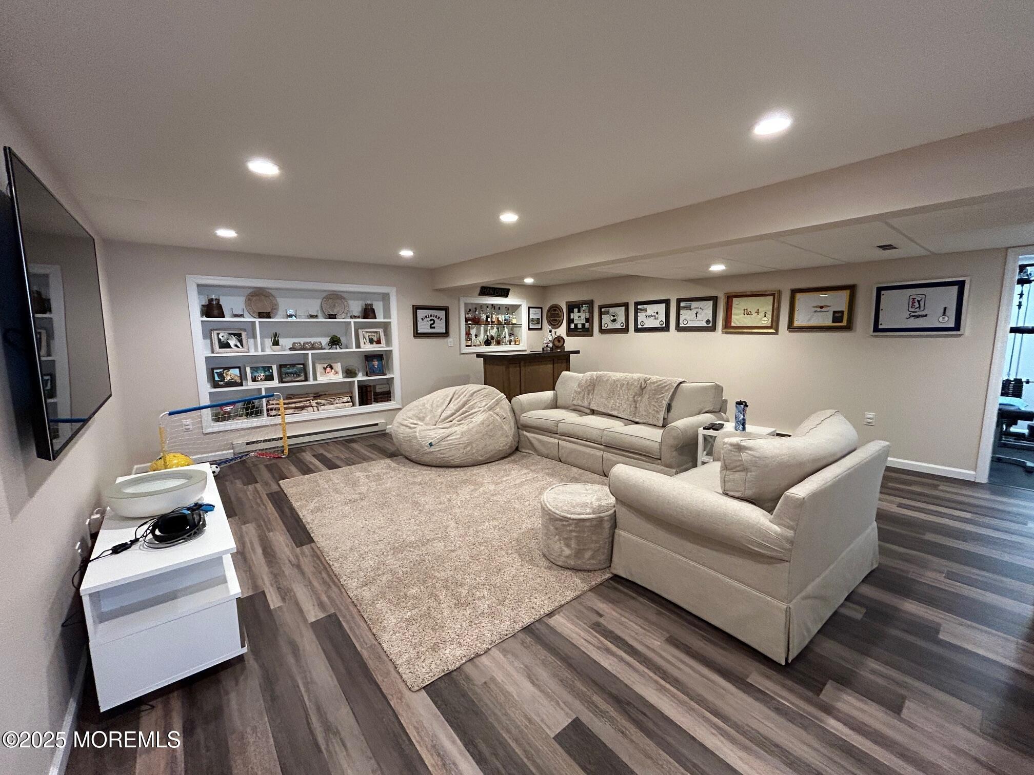 3 Country Oaks Drive, Manalapan, New Jersey image 38