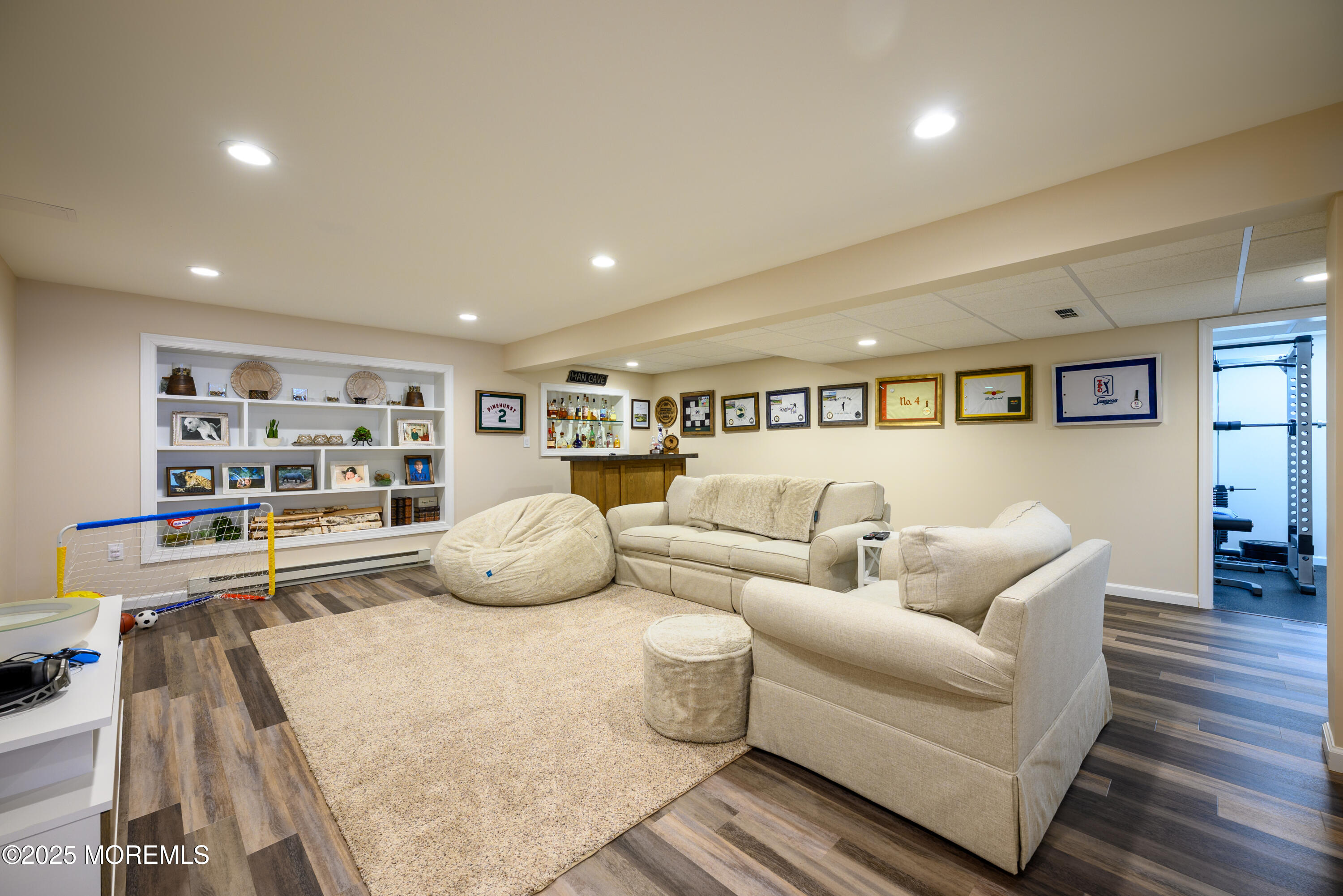 3 Country Oaks Drive, Manalapan, New Jersey image 37