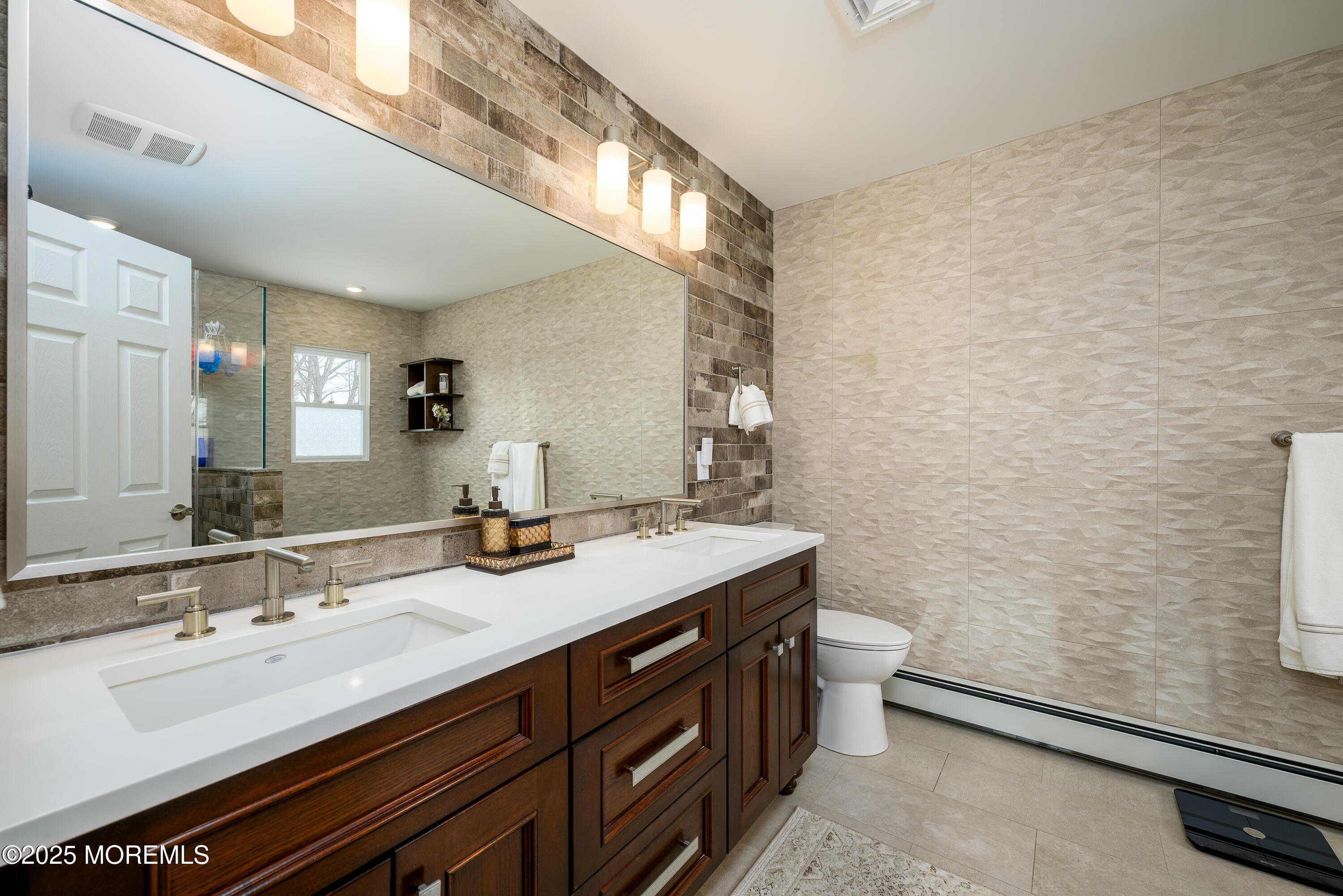 3 Country Oaks Drive, Manalapan, New Jersey image 25