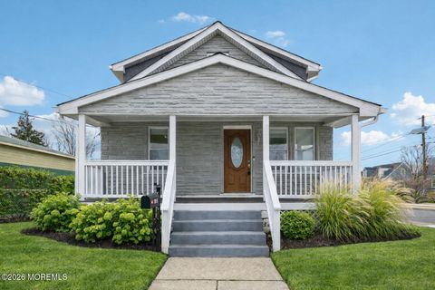 Photo of 652 Park Avenue, Burlington City, NJ 08016 (MLS # 22605707)