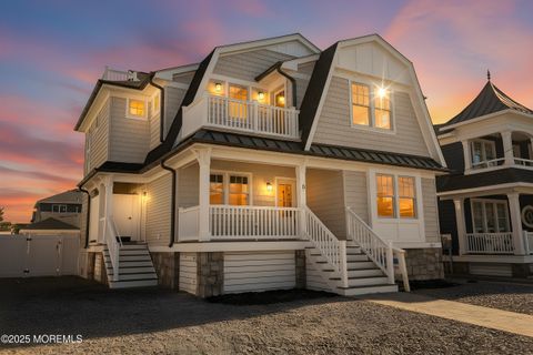 Photo of 8 Pennsylvania Avenue, Lavallette, NJ 08735 (MLS # 22531689)