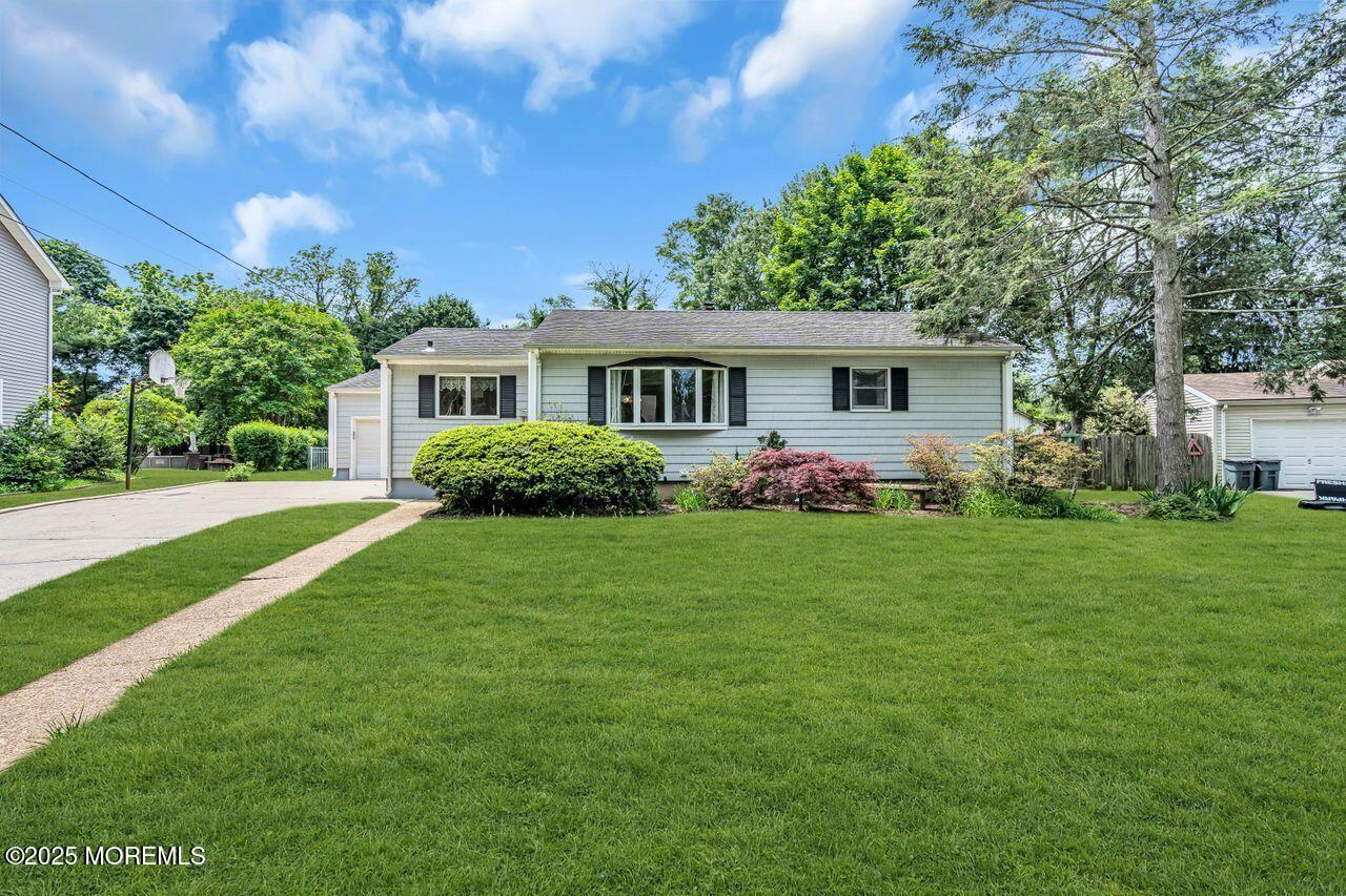 42 N Park Avenue
