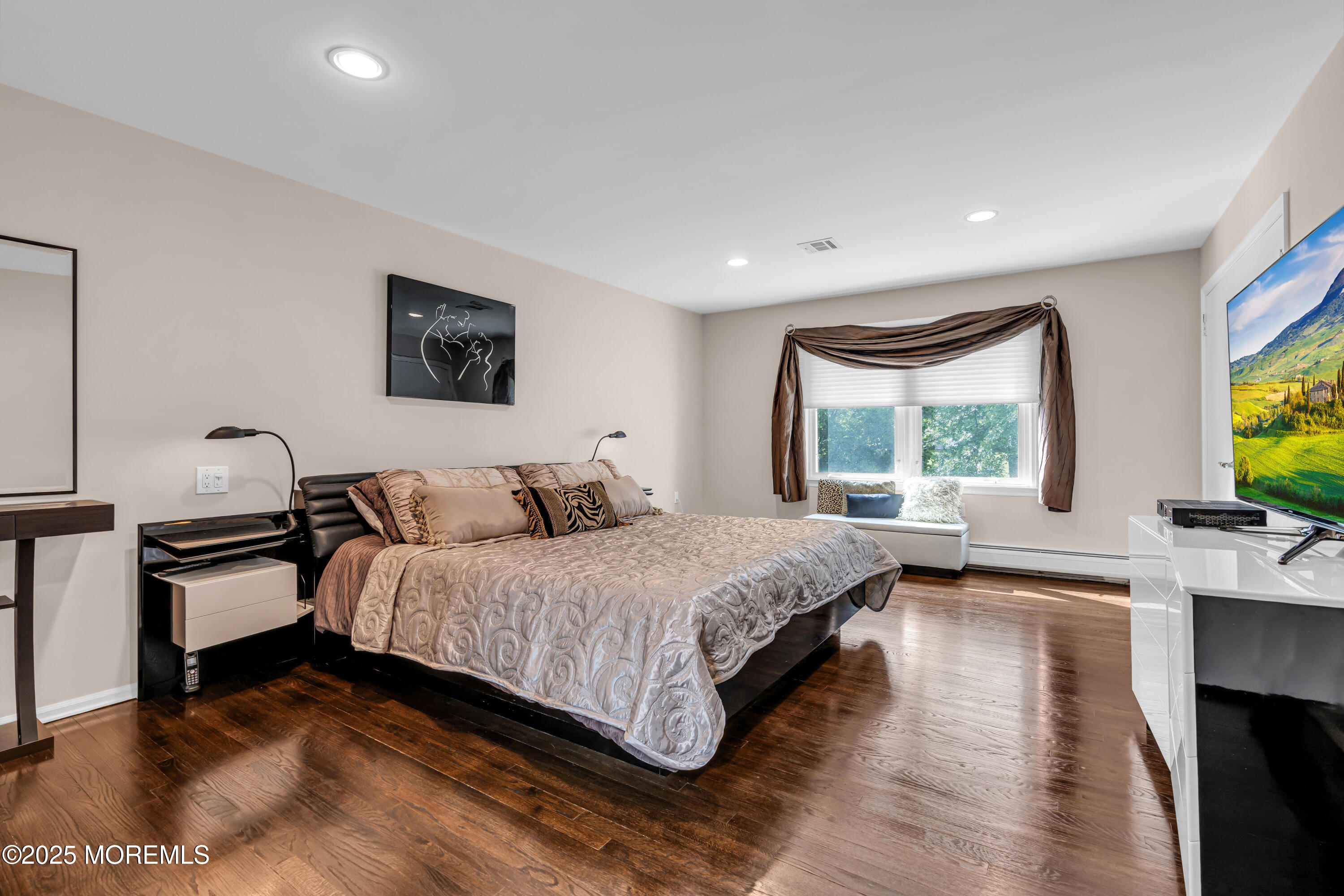 8 Eileen Lane, Marlboro, New Jersey image 22