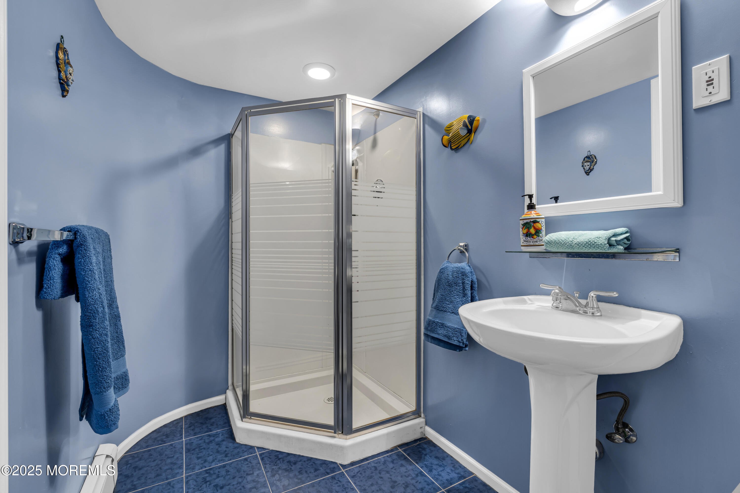 8 Eileen Lane, Marlboro, New Jersey image 30