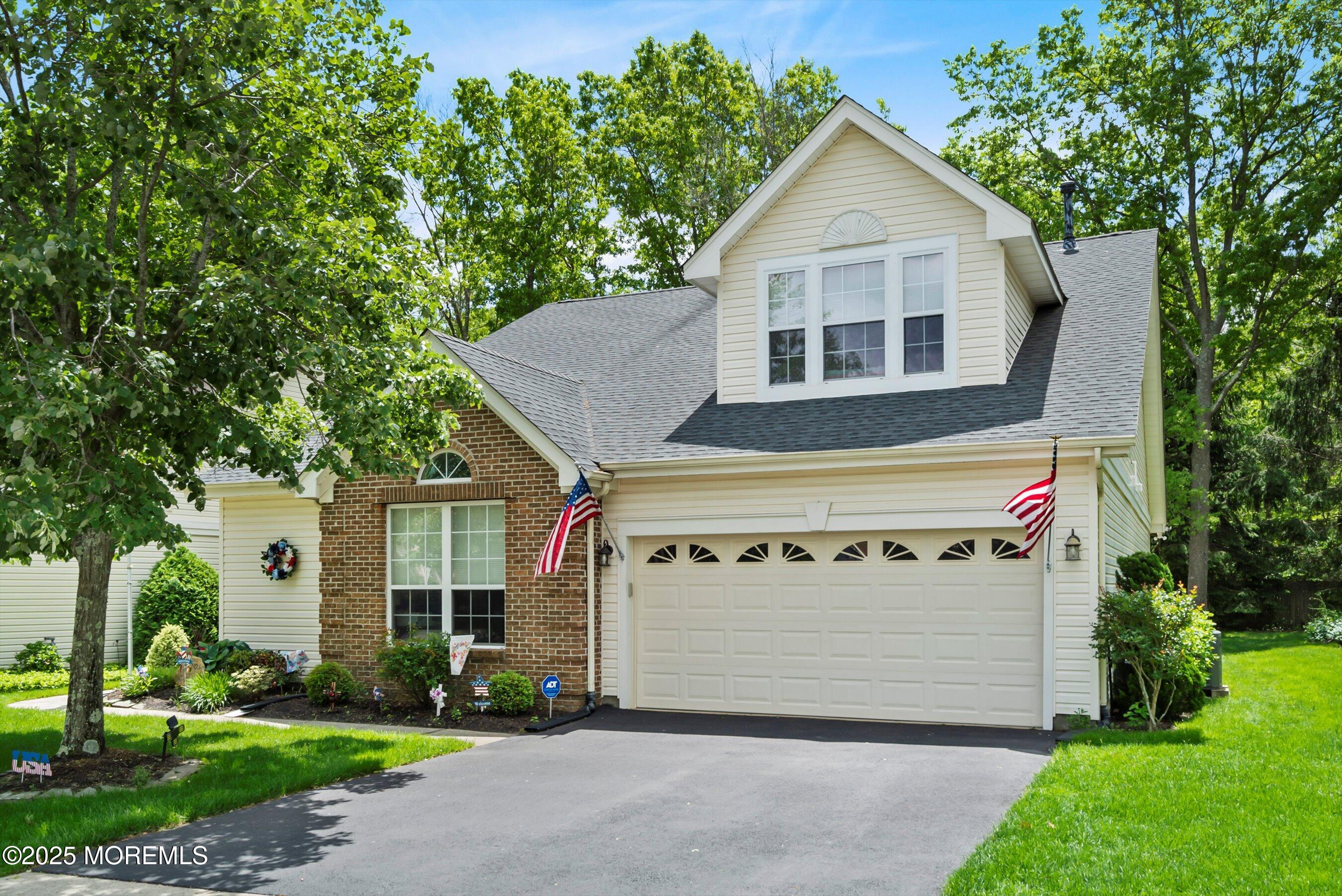 102 Sylvan Lake Boulevard, Bayville, New Jersey image 1