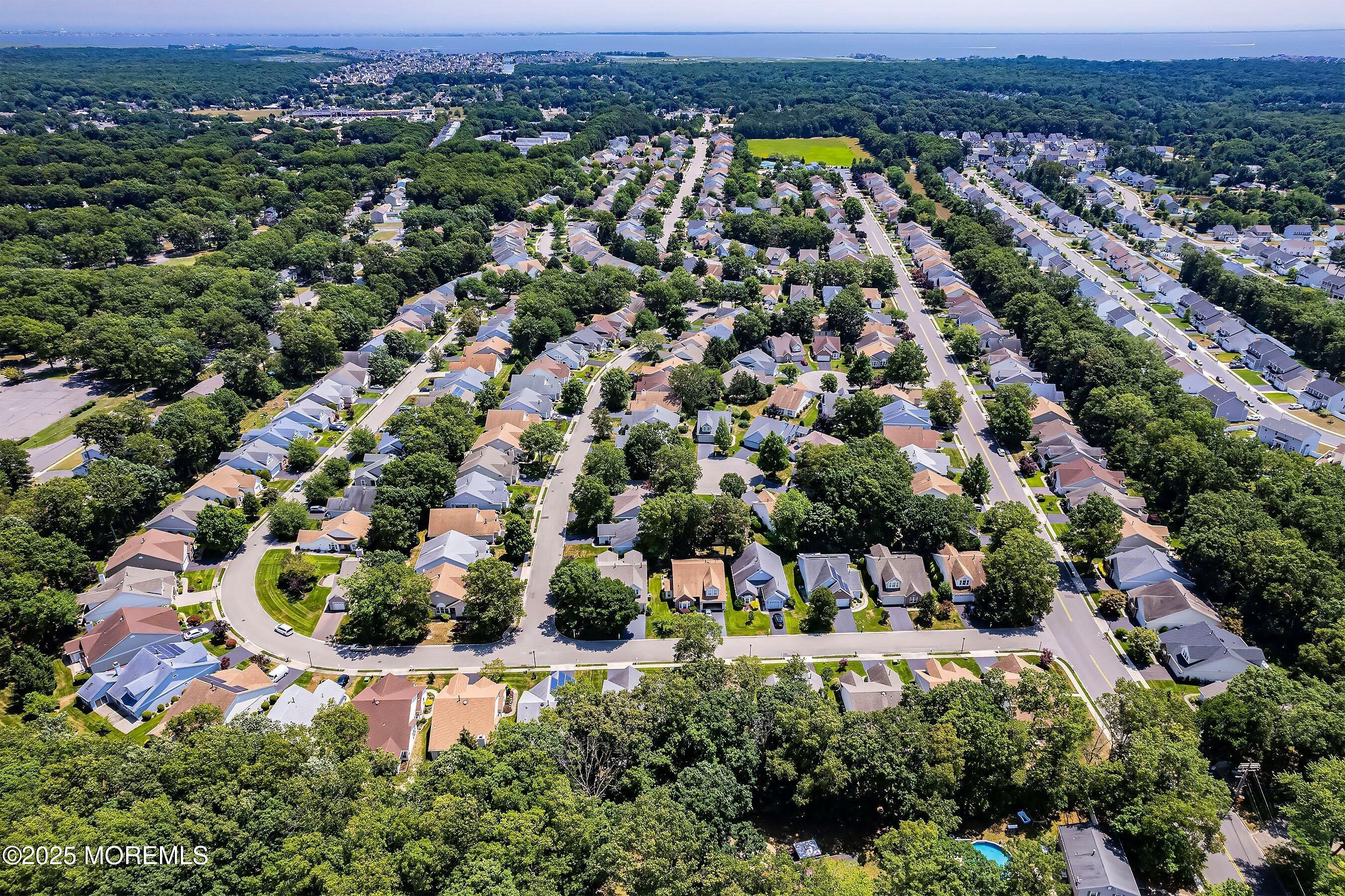 102 Sylvan Lake Boulevard, Bayville, New Jersey image 46