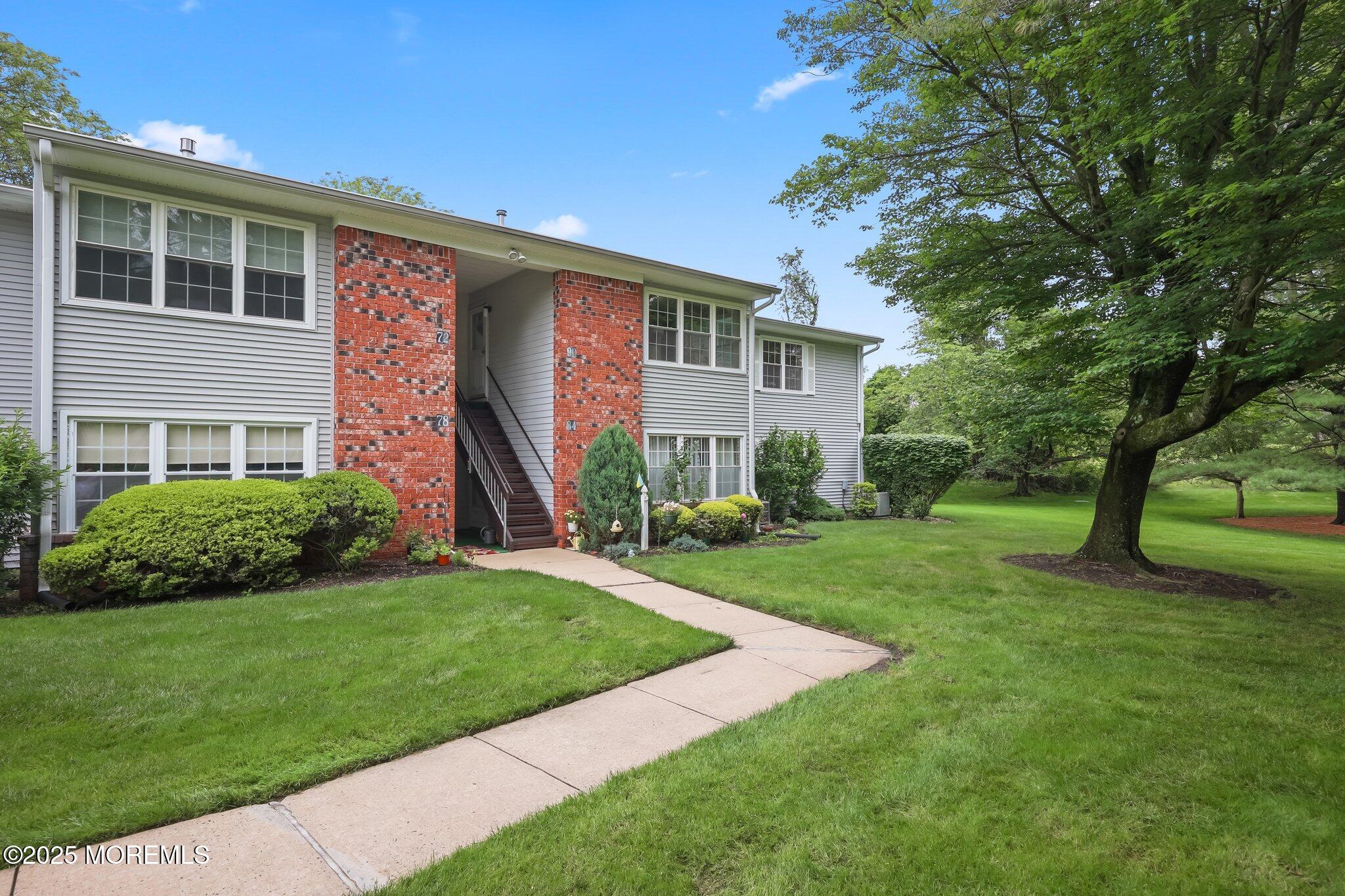 72 Cranberry Court #129, Red Bank, New Jersey image 4