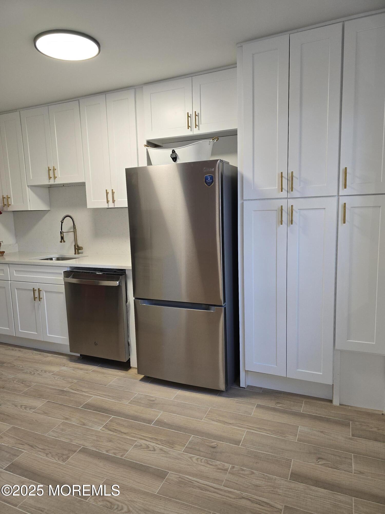 142 South Street 10B