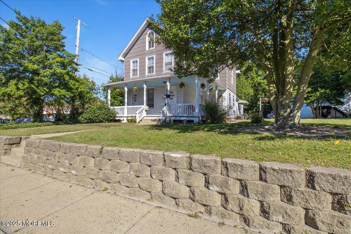 71 Monmouth Road