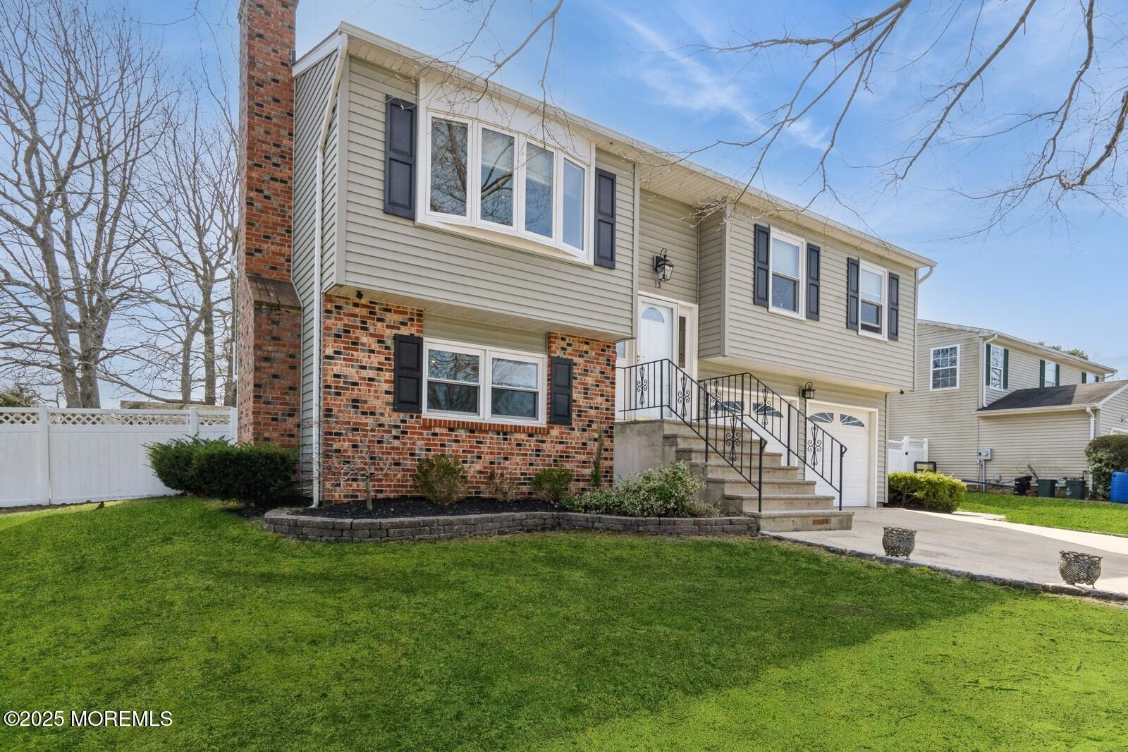 13 Ivy Place, Howell, New Jersey image 2