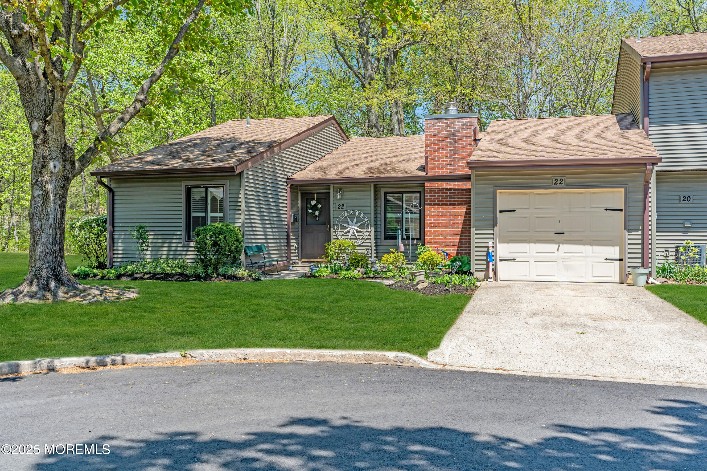 22 Andover Court, Red Bank, New Jersey image 1