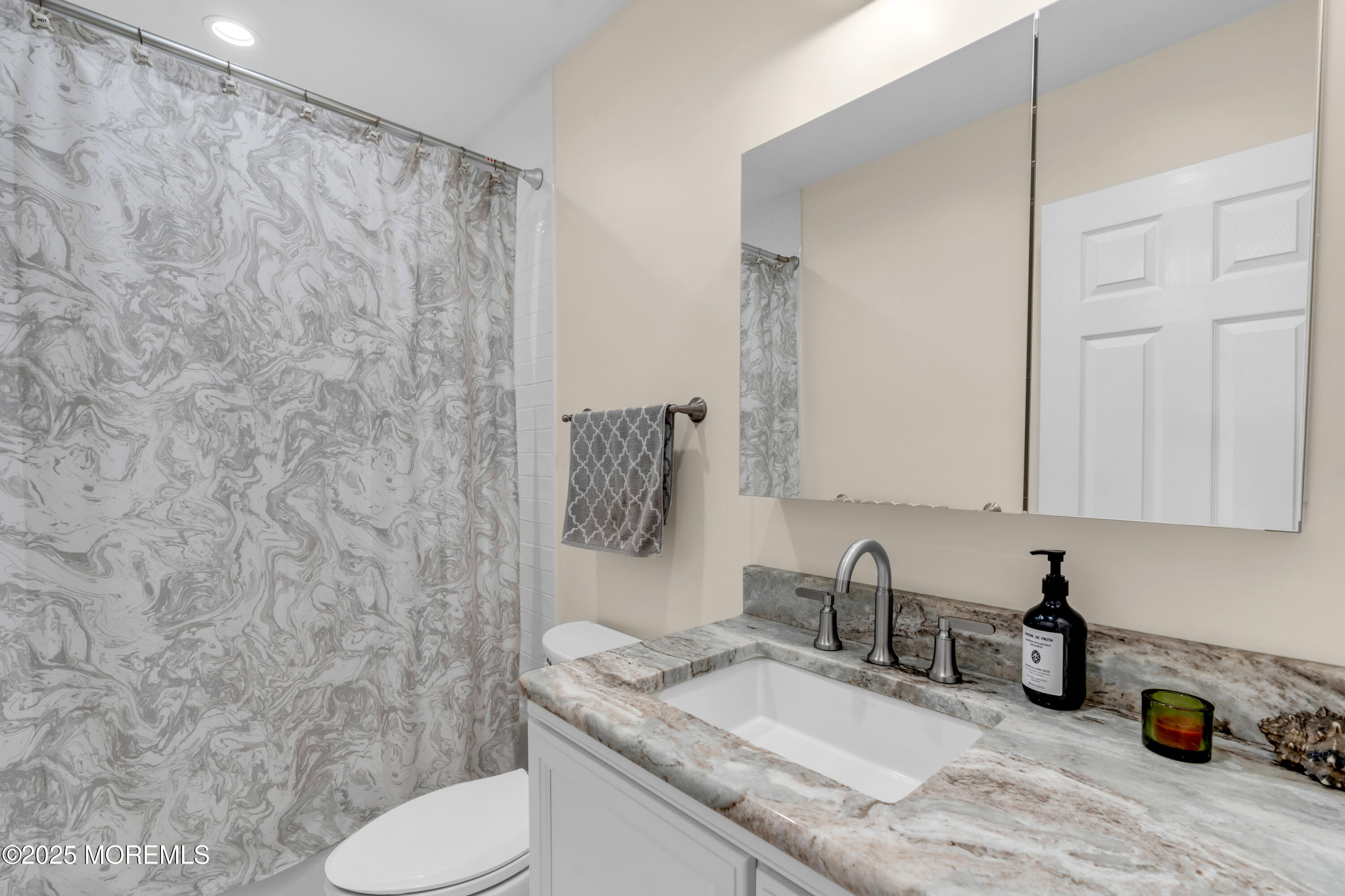 22 Andover Court, Red Bank, New Jersey image 22