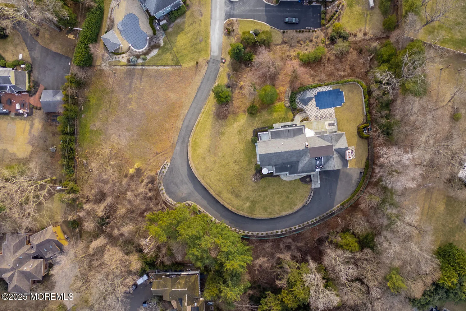 Little Silver, New Jersey 07739, United States, 5 Bedrooms Bedrooms, ,4 BathroomsBathrooms,Residential,Pending,80068