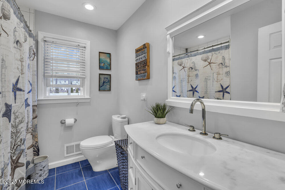 15 Benet Drive, Morganville, New Jersey image 10