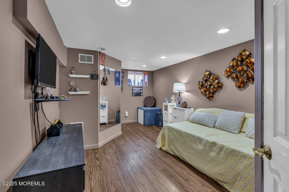 15 Benet Drive, Morganville, New Jersey image 14