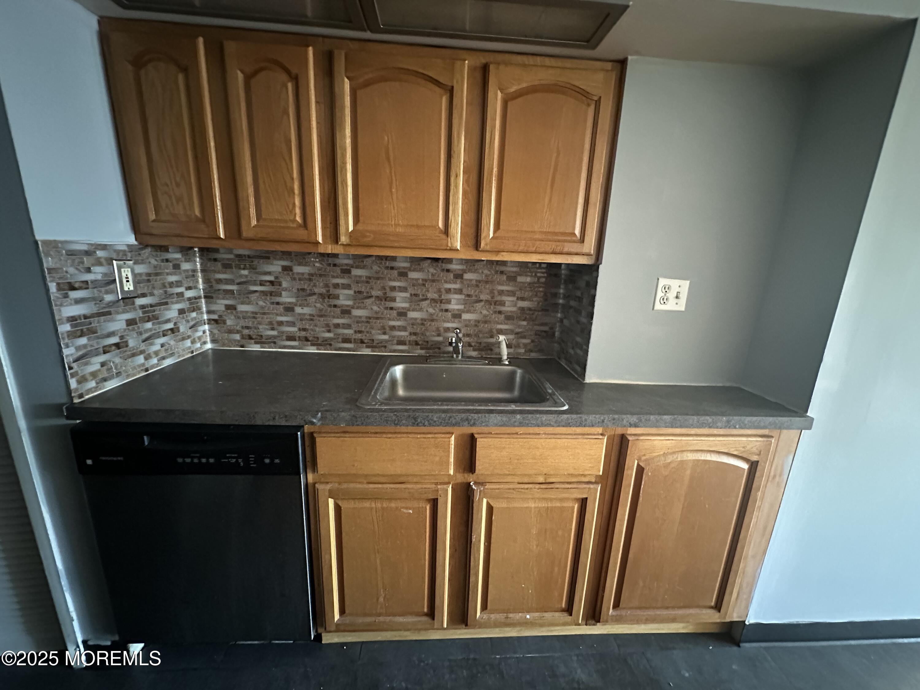 40 Fayette Street #40, Perth Amboy, New Jersey image 11