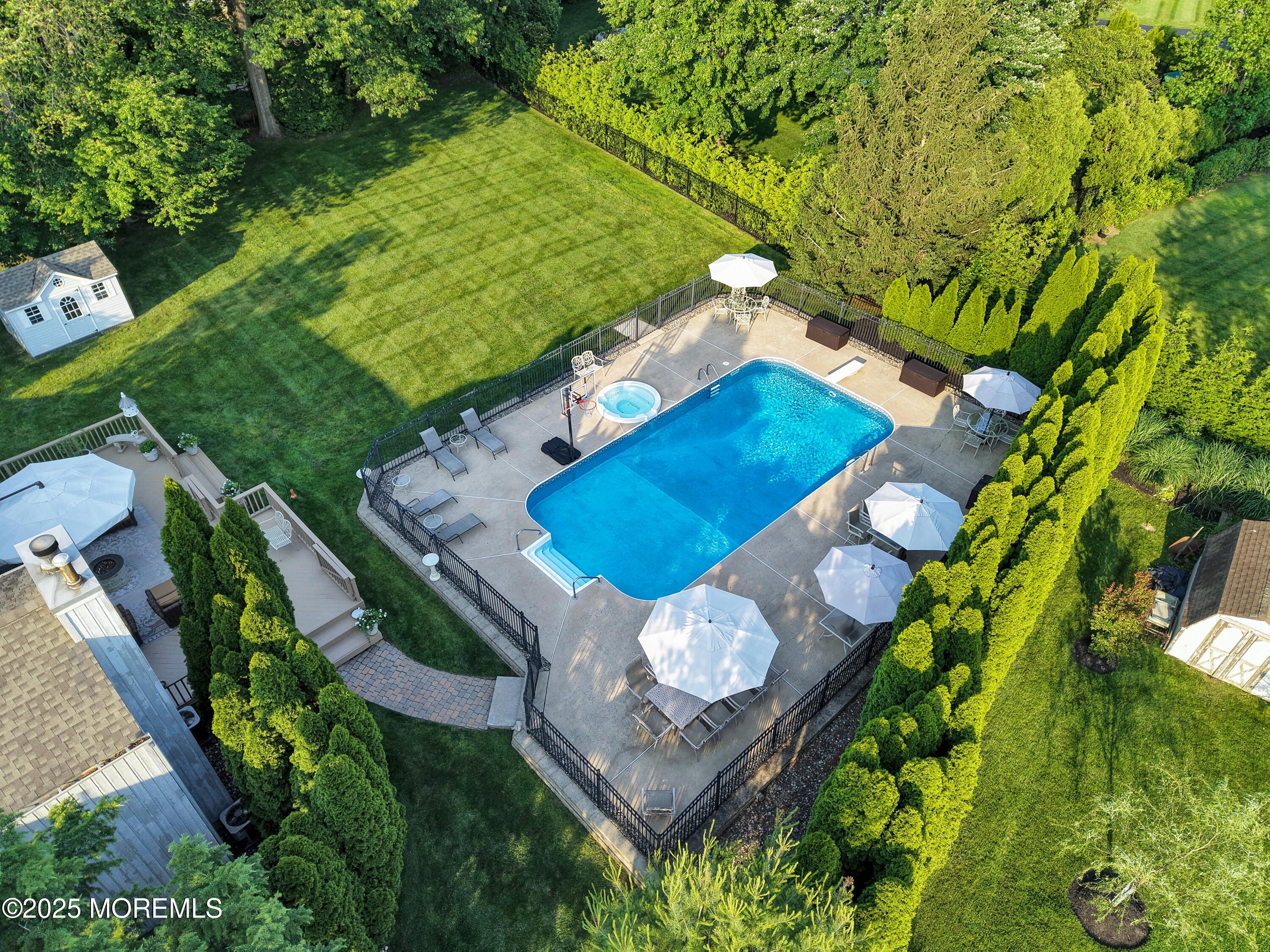 3058 Governors Crossing