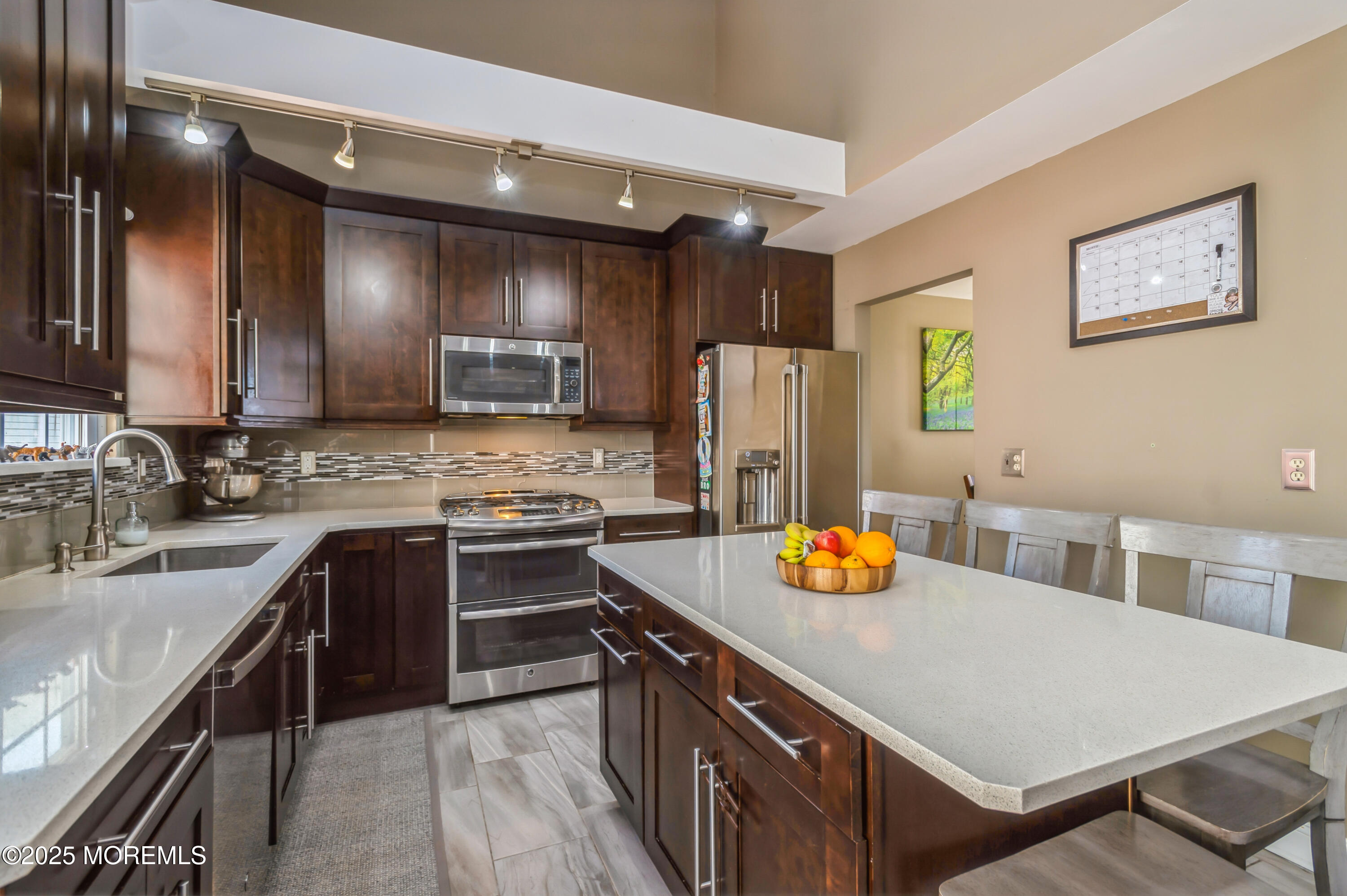204 Kentucky Way, Freehold, New Jersey image 11