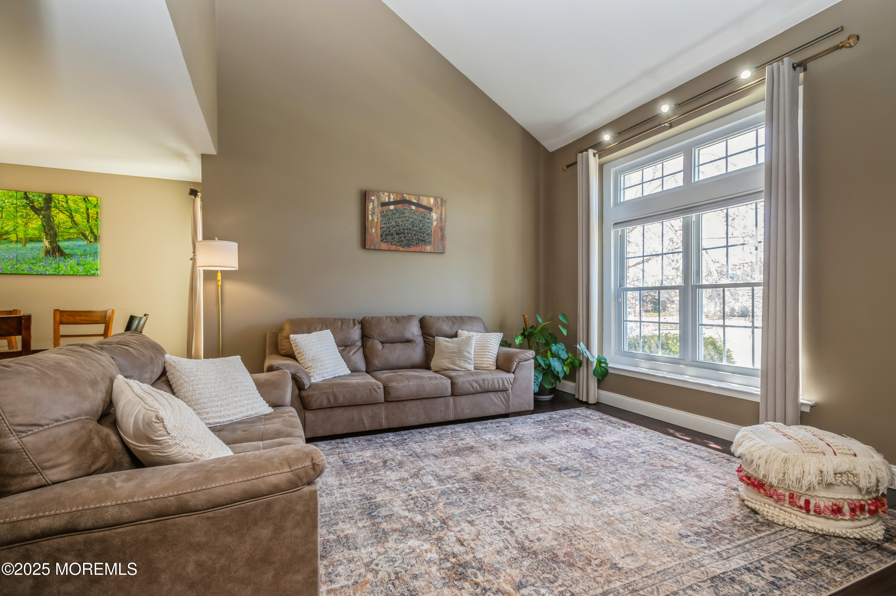 204 Kentucky Way, Freehold, New Jersey image 5