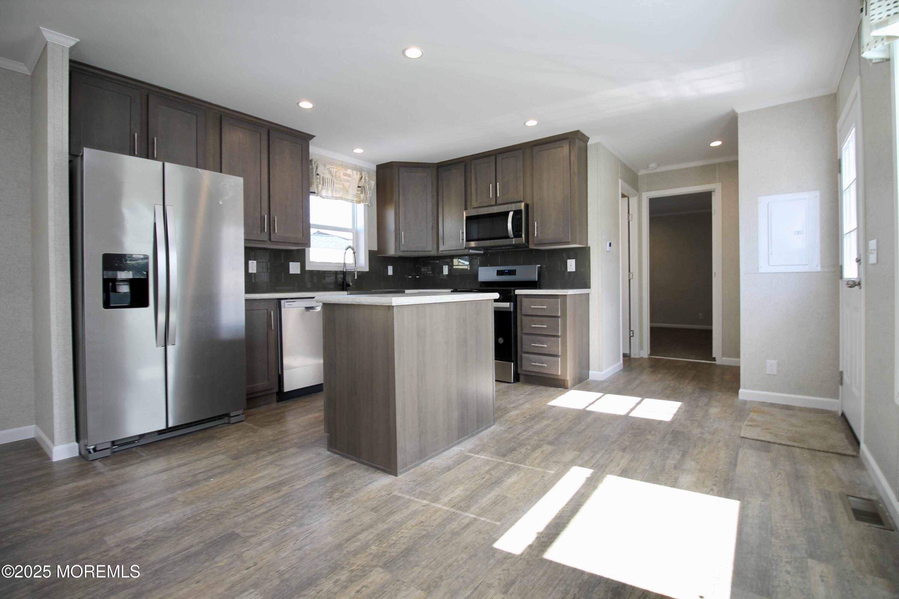 551 Lane F, Hazlet, New Jersey image 9