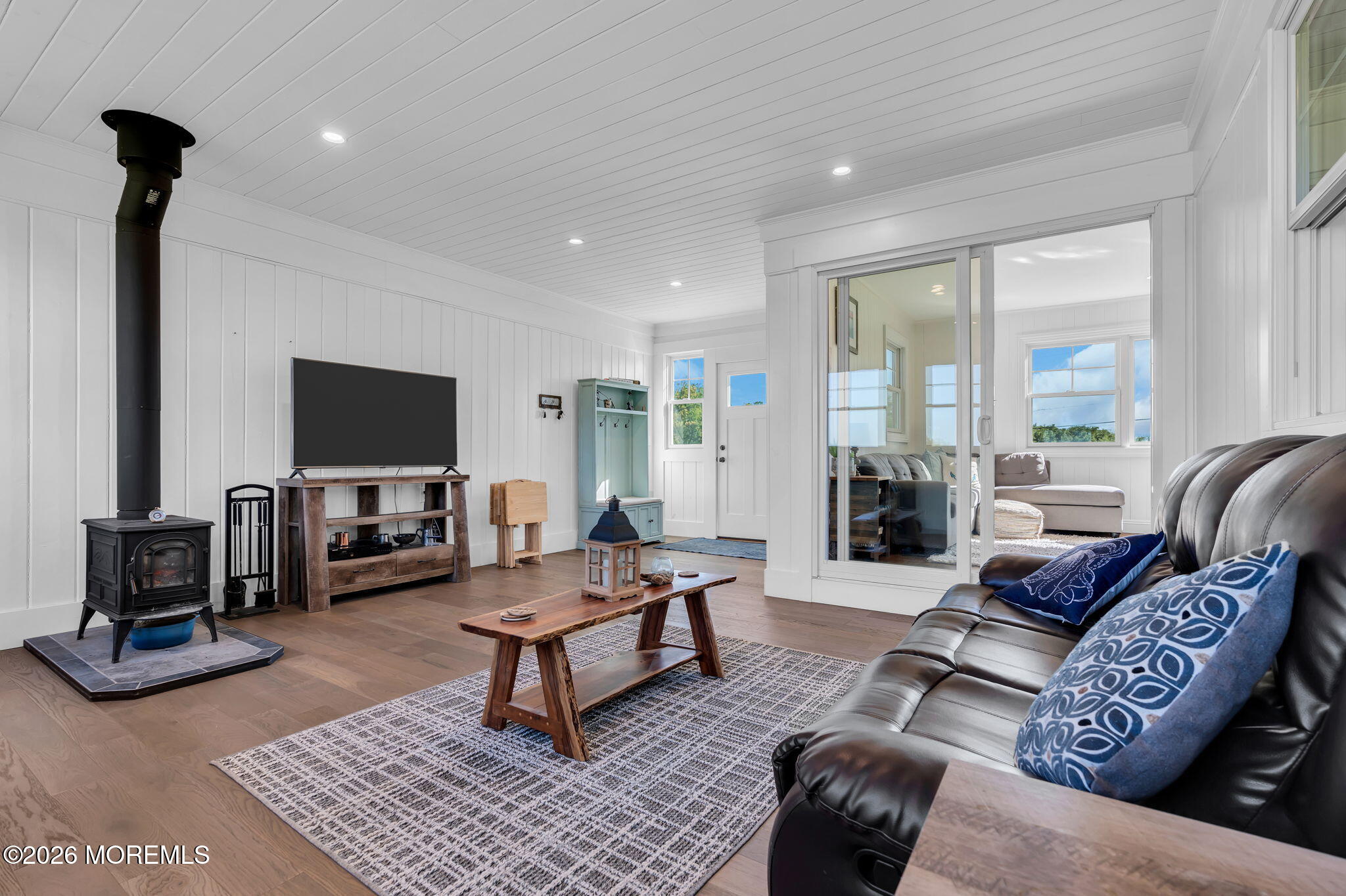 Colts Neck, New Jersey, 07722, United States, 5 Bedrooms Bedrooms, ,3 BathroomsBathrooms,Residential,Active,2041745