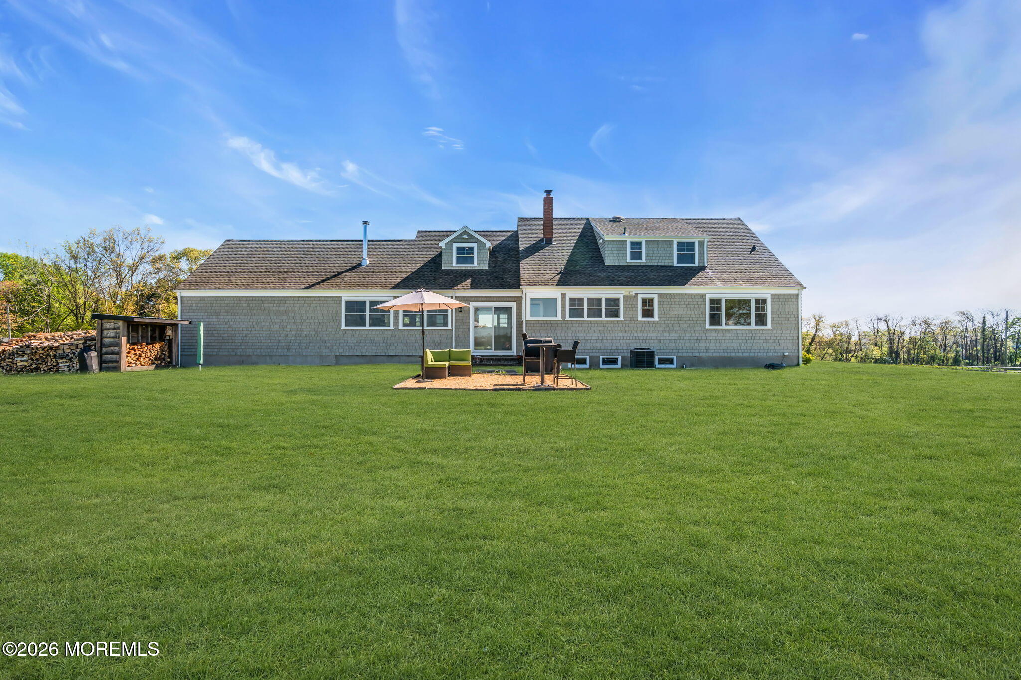 Colts Neck, New Jersey, 07722, United States, 5 Bedrooms Bedrooms, ,3 BathroomsBathrooms,Residential,Active,2041745
