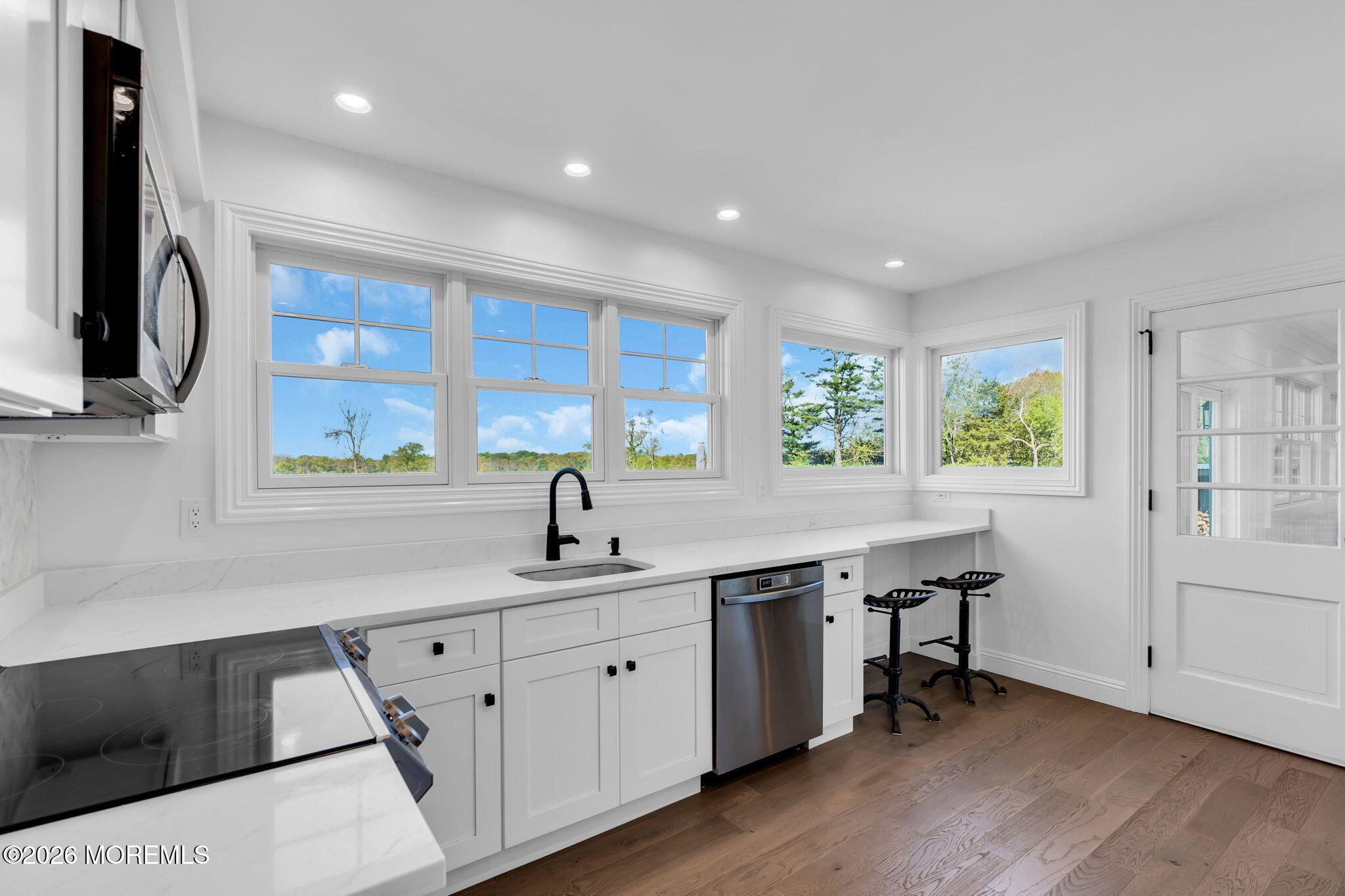 Colts Neck, New Jersey, 07722, United States, 5 Bedrooms Bedrooms, ,3 BathroomsBathrooms,Residential,Active,2041745