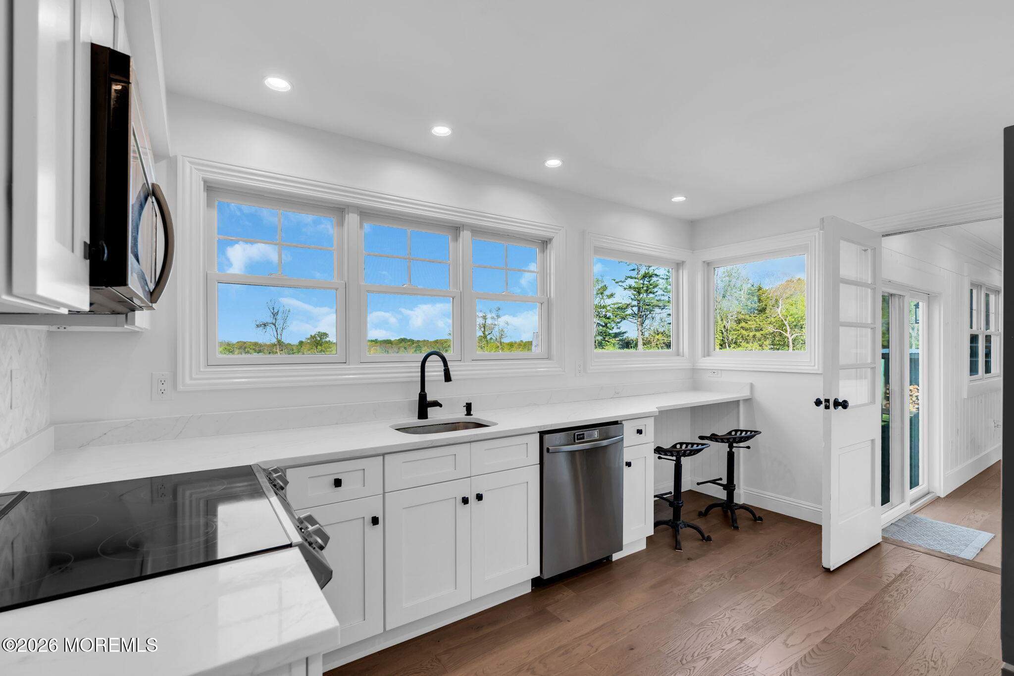 Colts Neck, New Jersey, 07722, United States, 5 Bedrooms Bedrooms, ,3 BathroomsBathrooms,Residential,Active,2041745