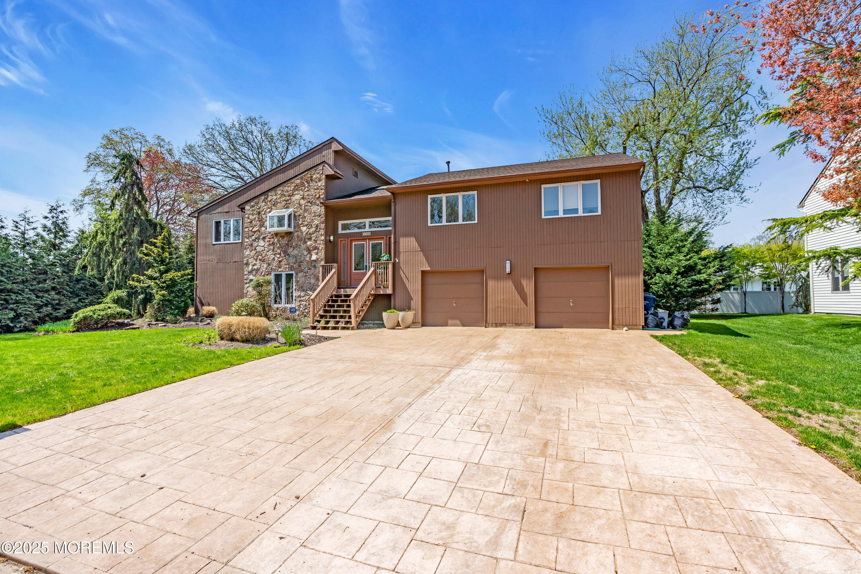 1702 Holbrook Street, Oakhurst, New Jersey image 4