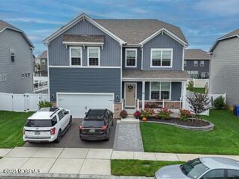 Photo of 55 Holloway Avenue, Manahawkin, NJ 08050 (MLS # 22531447)