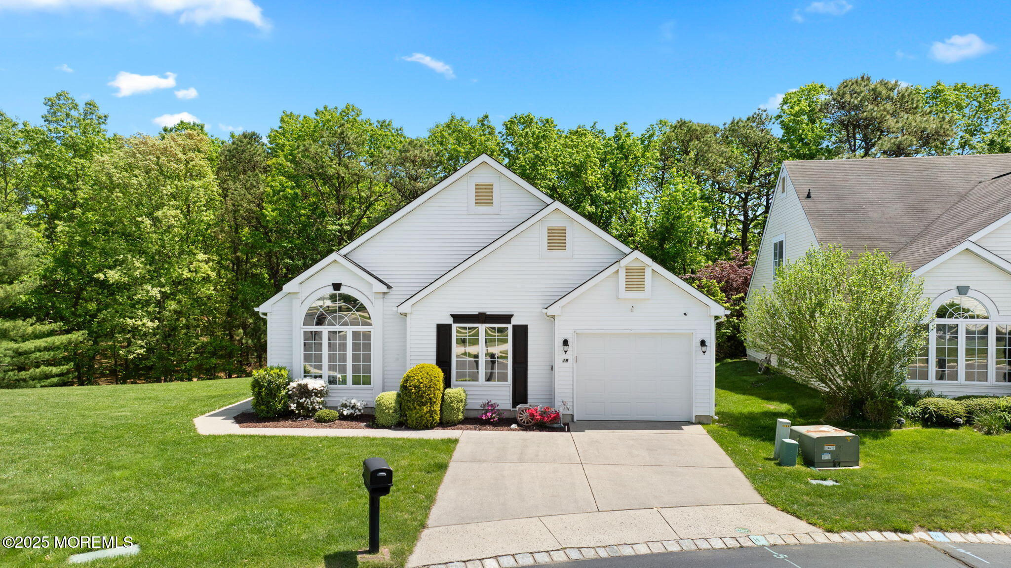 19 Dexter Lane, Jackson, New Jersey image 2