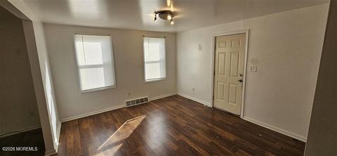 Homes For Sale - 402 W Green Street<br/> Cumberland County, Millville, NJ 08332