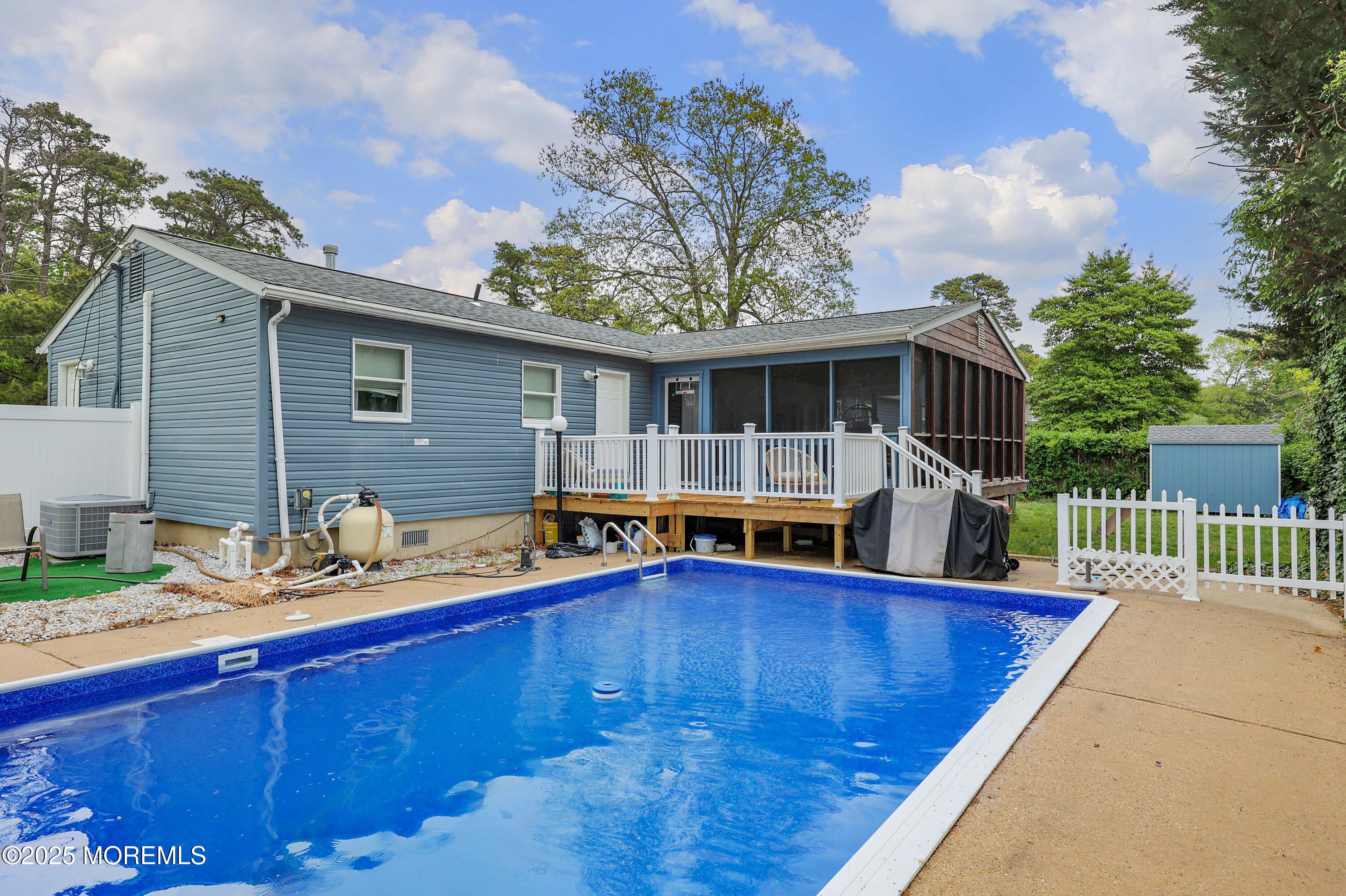 365 Central Boulevard, Bayville, New Jersey image 10
