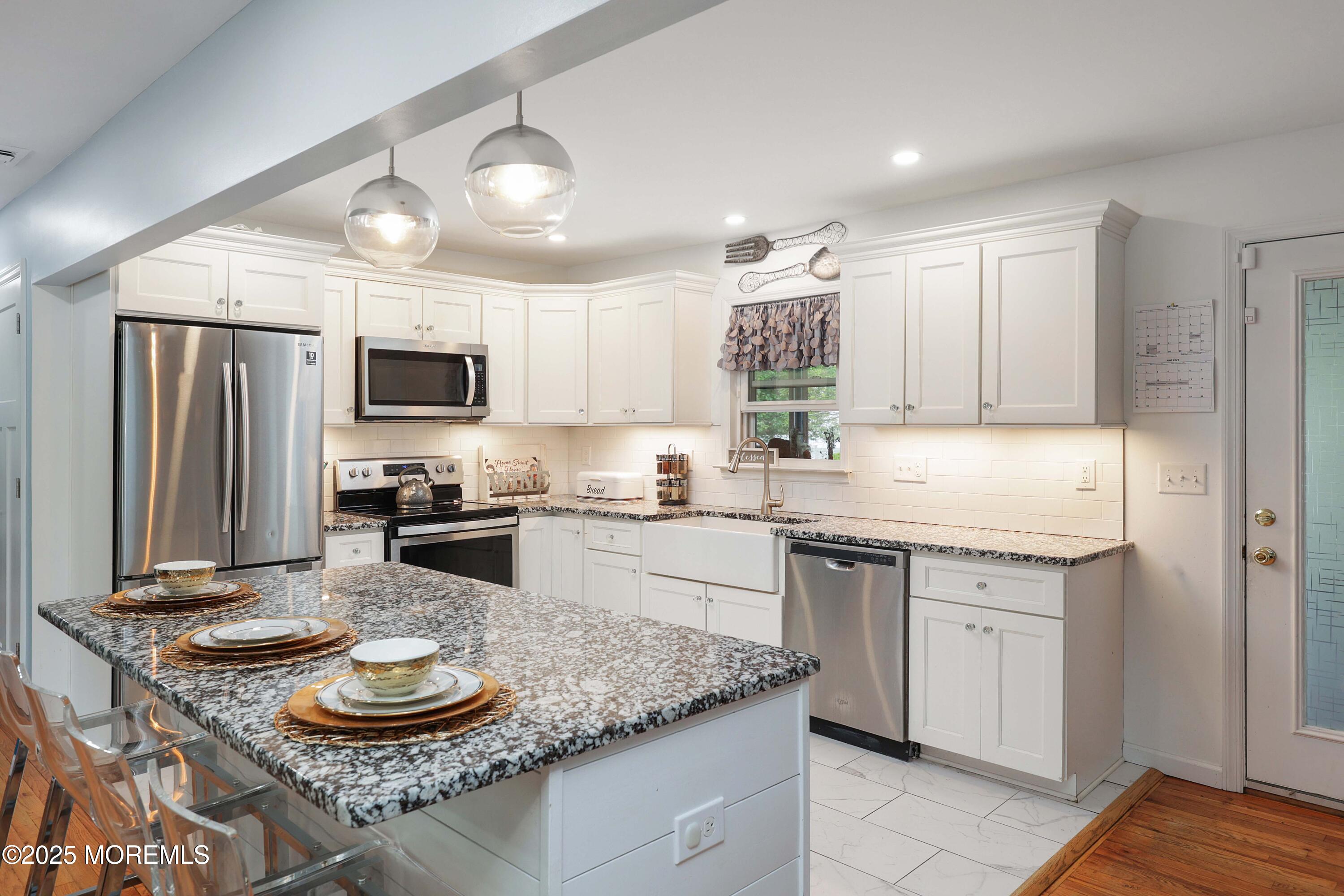 365 Central Boulevard, Bayville, New Jersey image 22