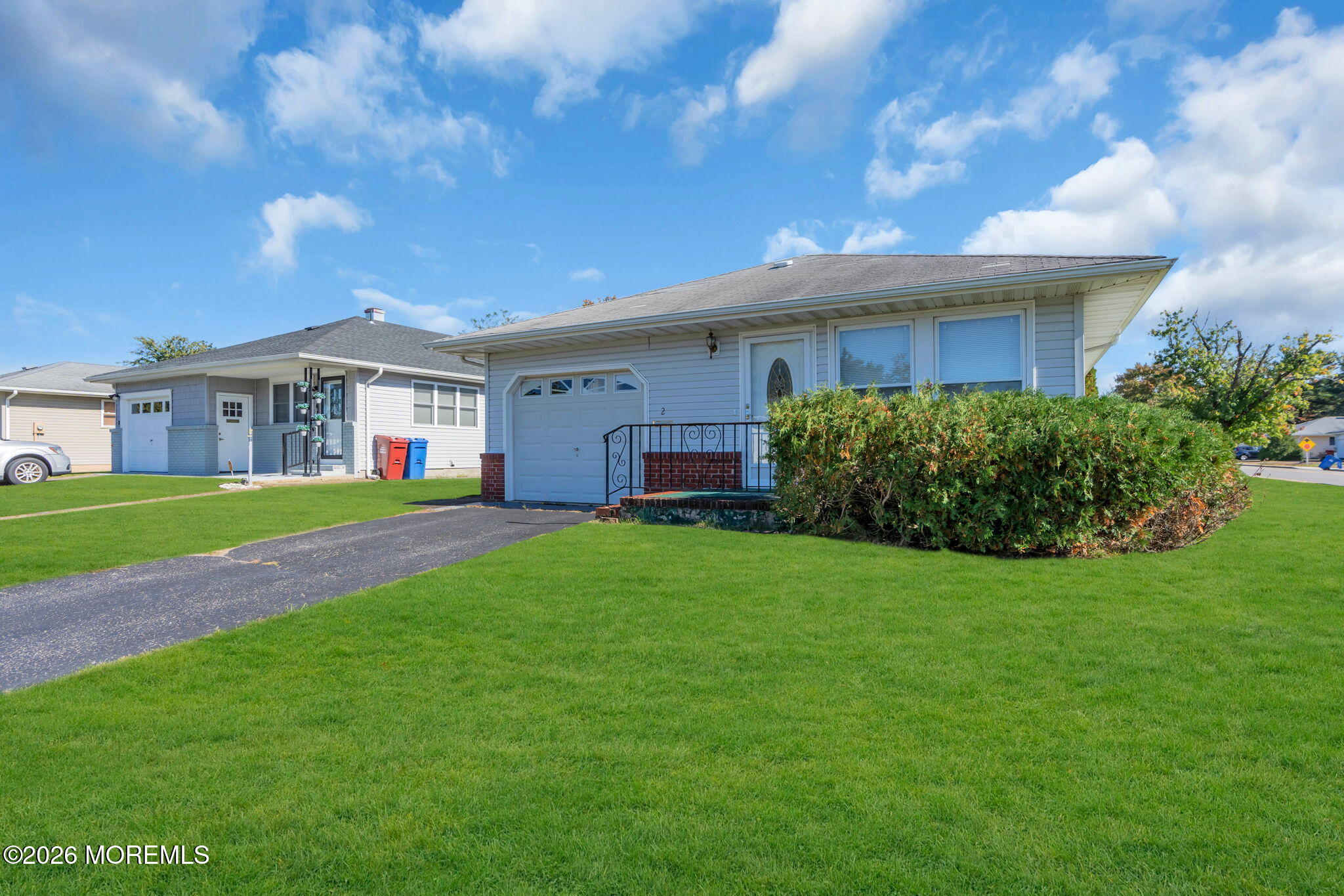 2 Leeward Street