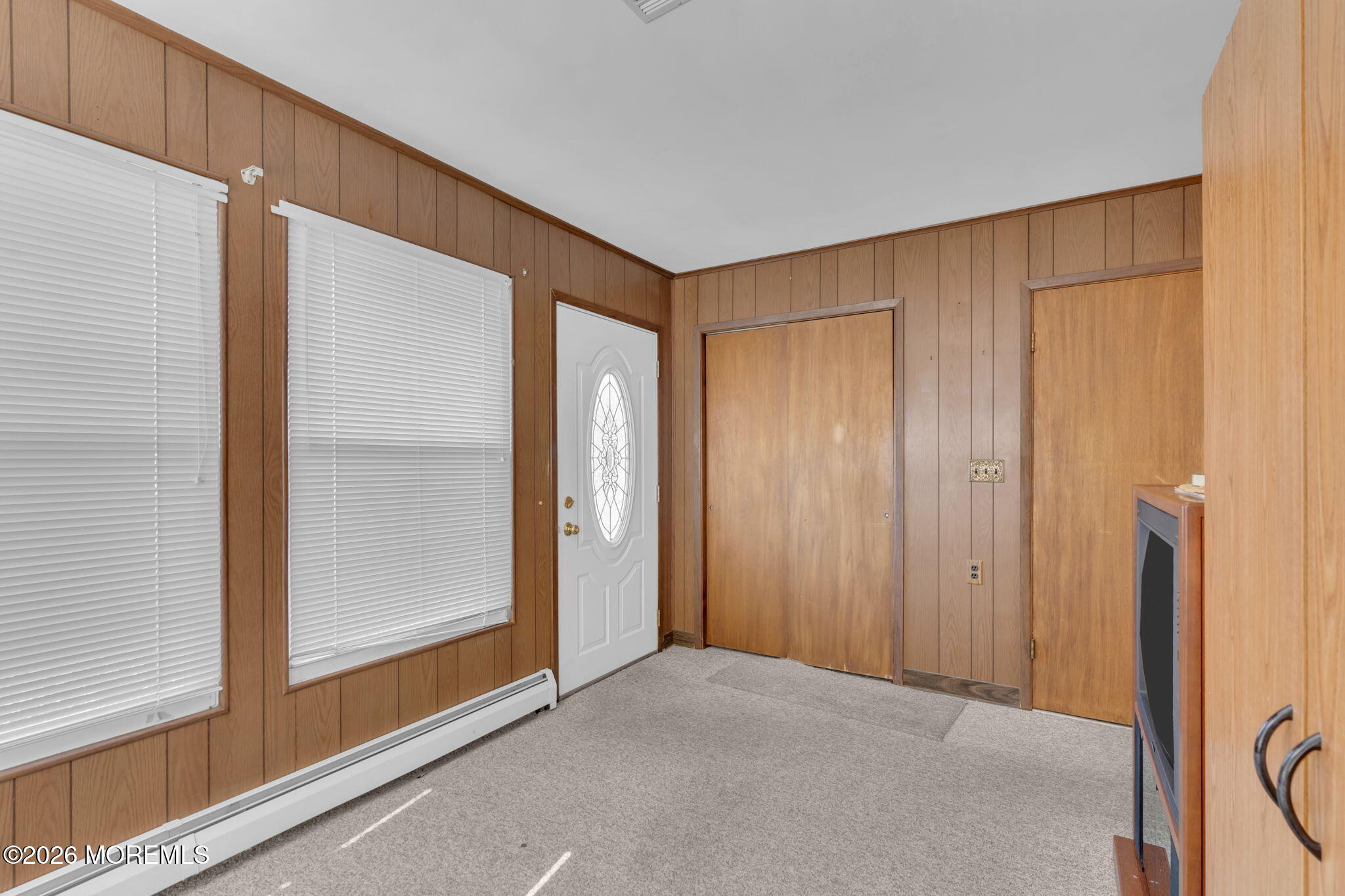 2 Leeward Street