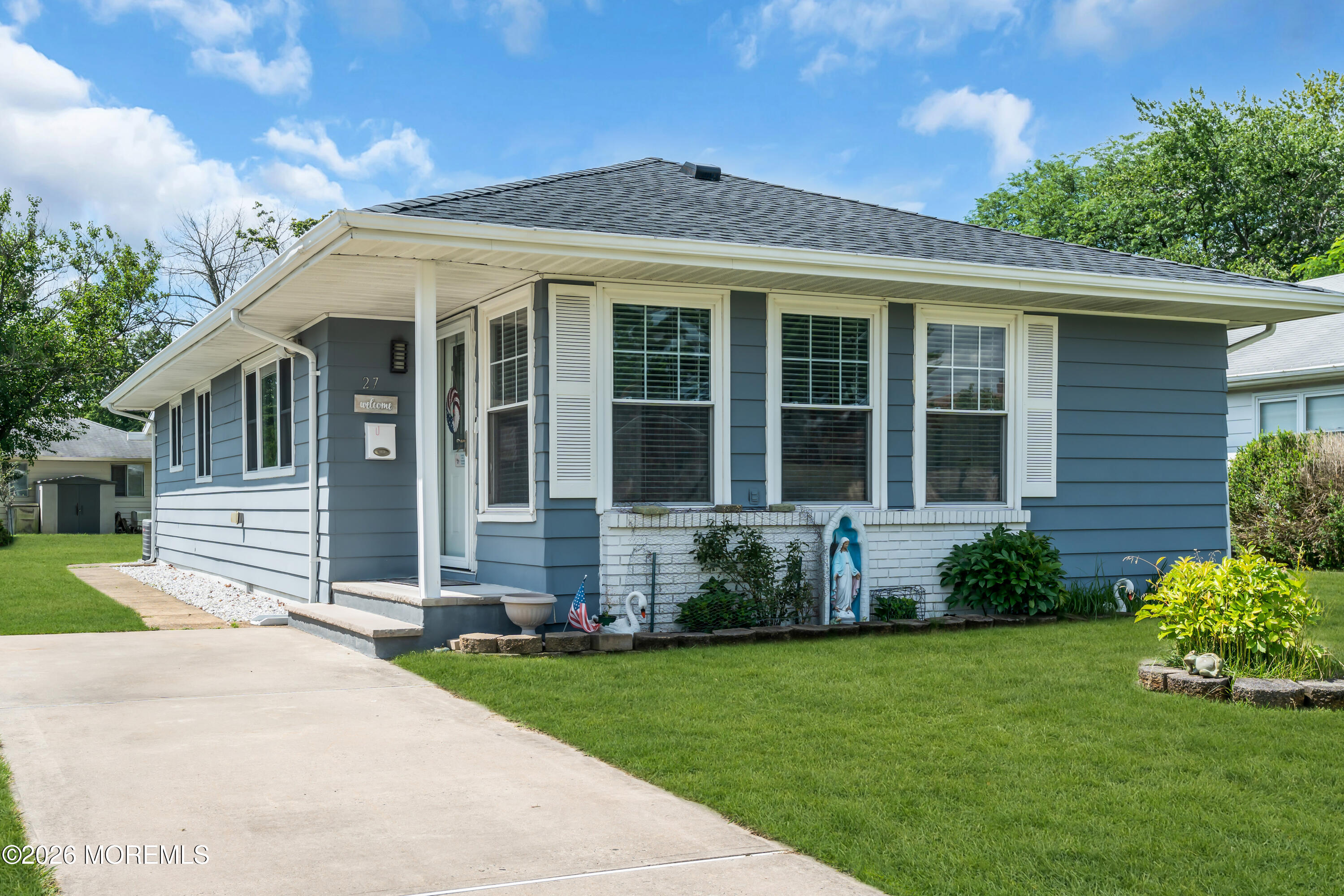 Photo 1 of 29 — 27 Anguilla Lane, Toms River, NJ 08757
