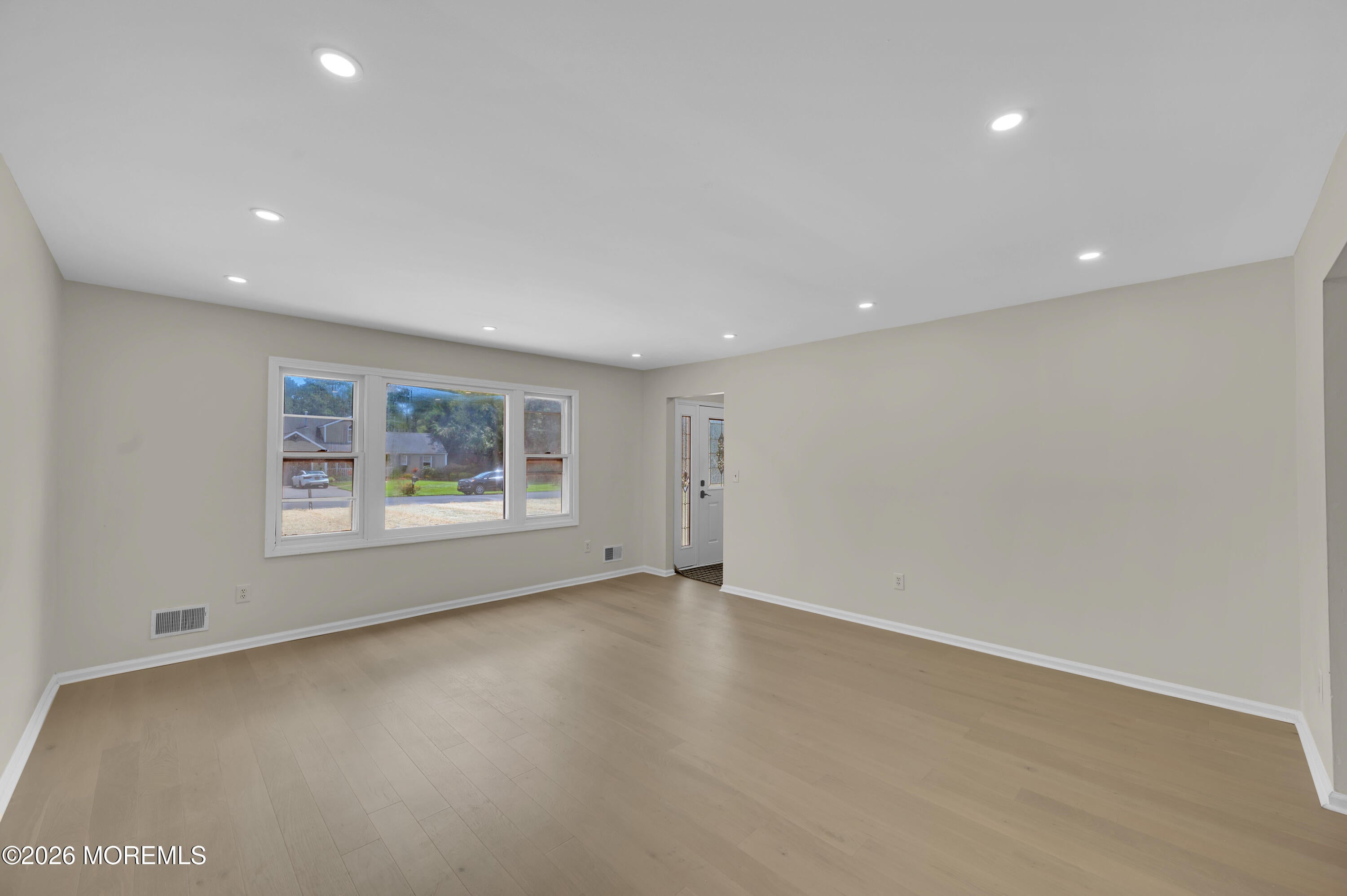 458 Woodhaven Boulevard SE