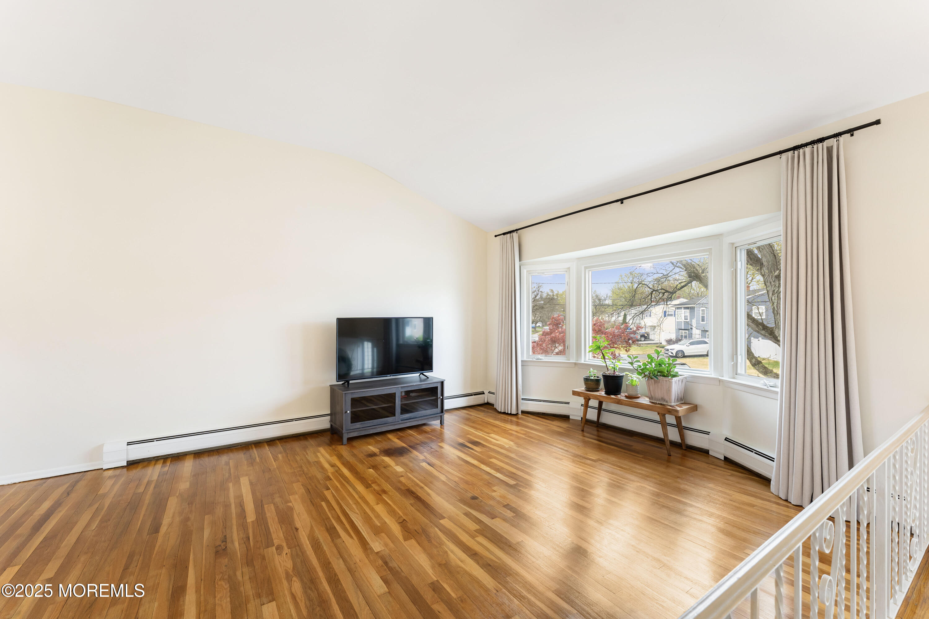 15 Heidi Drive, Fords, New Jersey image 4
